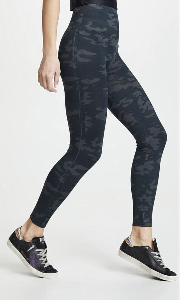 NWT SPANX $68 Look At Me Now Legging Seamless High Rise Stretch Black Camo Sz.M - Thumbnail 5