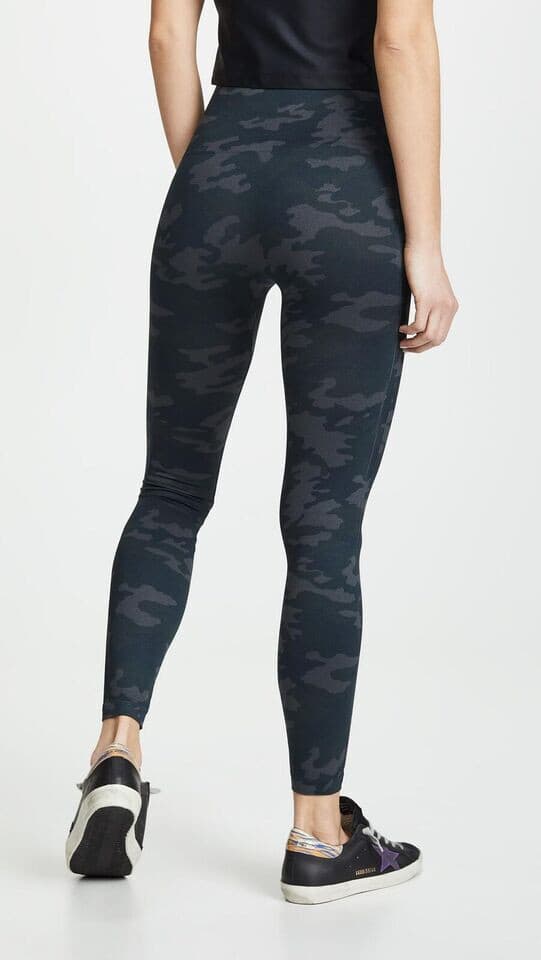 NWT SPANX $68 Look At Me Now Legging Seamless High Rise Stretch Black Camo Sz.M - Thumbnail 6