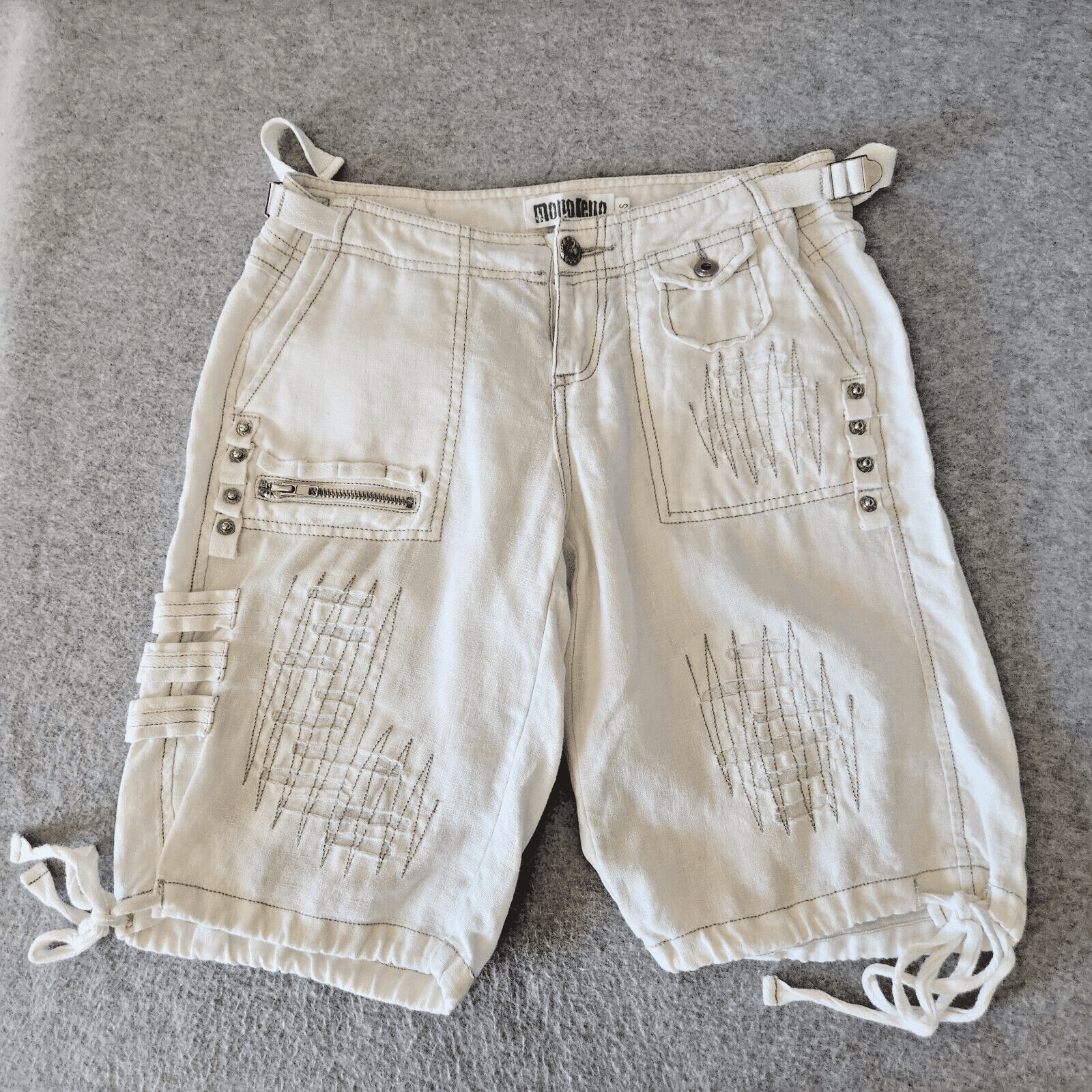 Monoreno 100% Linen Distressed Button Accent Shorts Tie-Hem White Women's S - Thumbnail 2