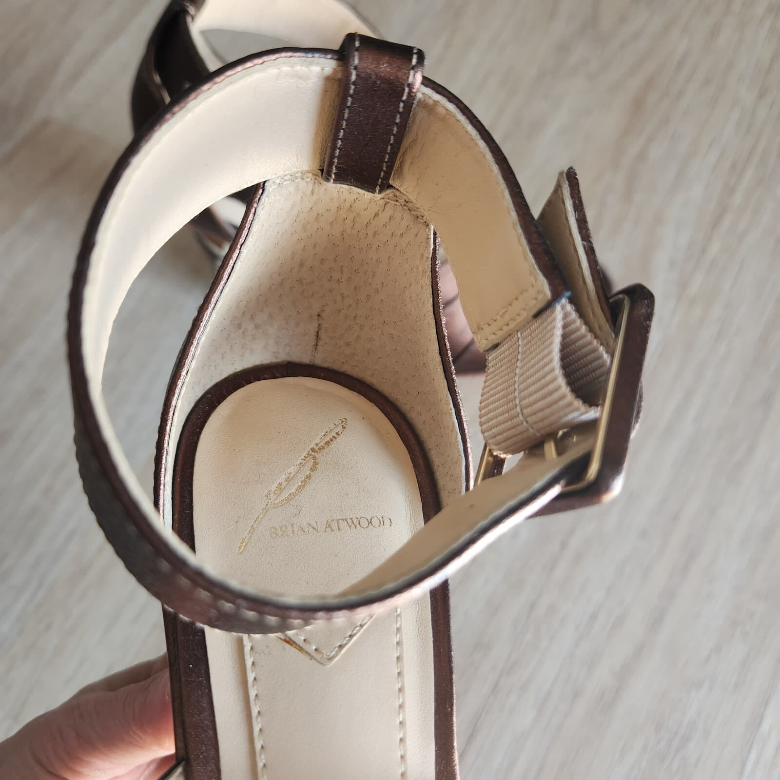 Brian Atwood B-Brandy 4" Wood Block Heel Sandal Ankle Strap Bronze Leather US7 - Thumbnail 17