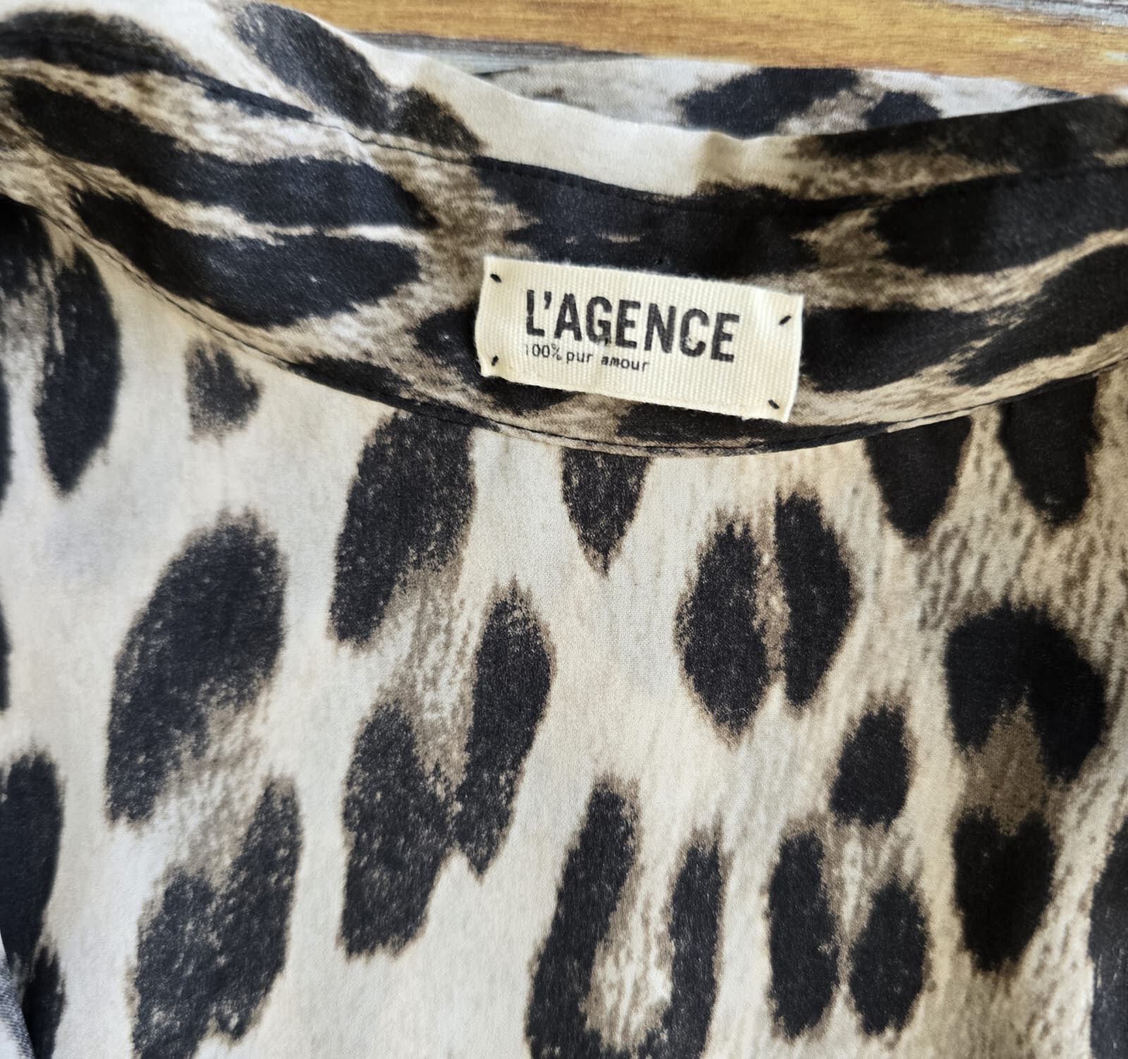 L'AGENCE Satin Leopard Tunic Button-Up Shirt Long Sleeve Brown Black Women's 6 - Thumbnail 7