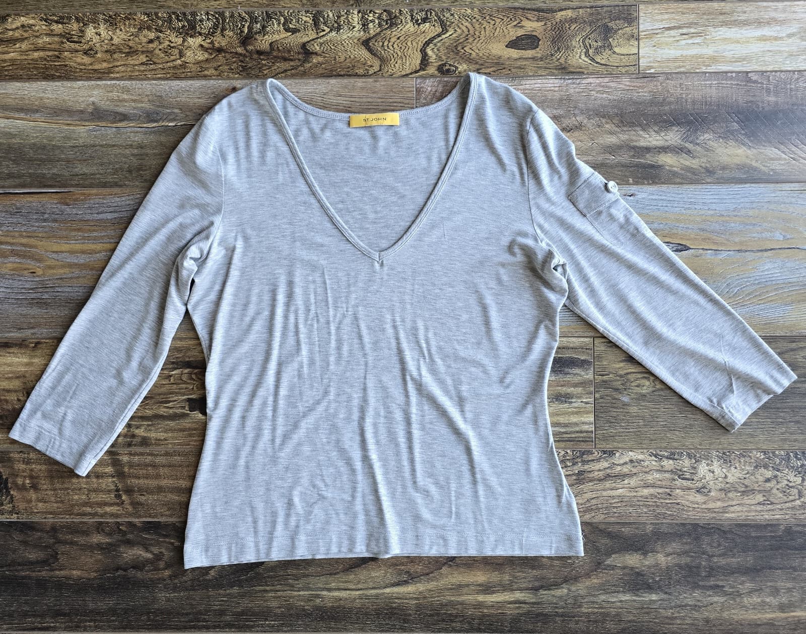 ST. JOHN V-Neck T-Shirt Pocket-On-Sleeve Stretch Jersey Grey Women Bust 40" - Thumbnail 7