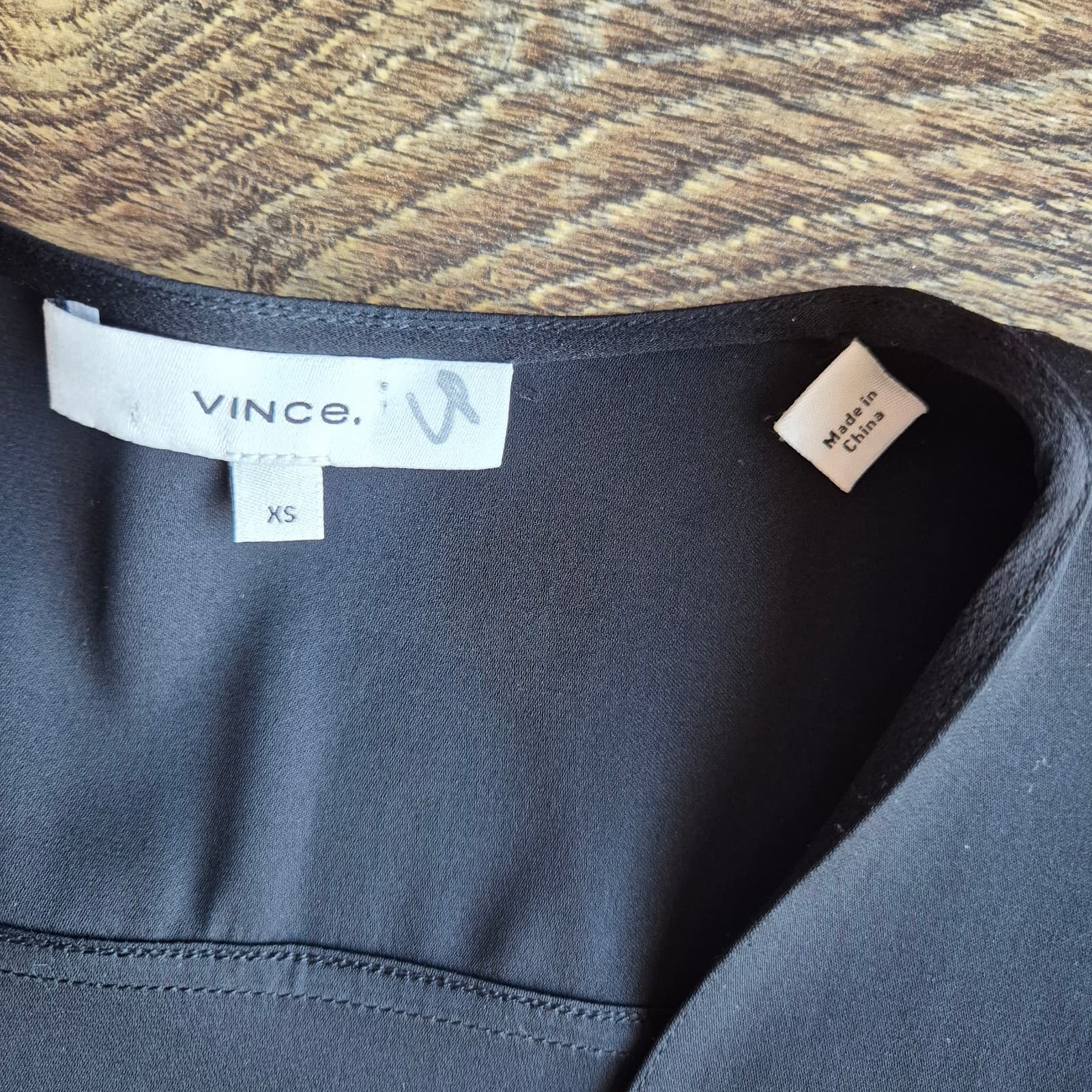 Vince Silk Stretch Satin Popover Tunic Top Short Sleeve V-Neck Black Women's XS - Thumbnail 10
