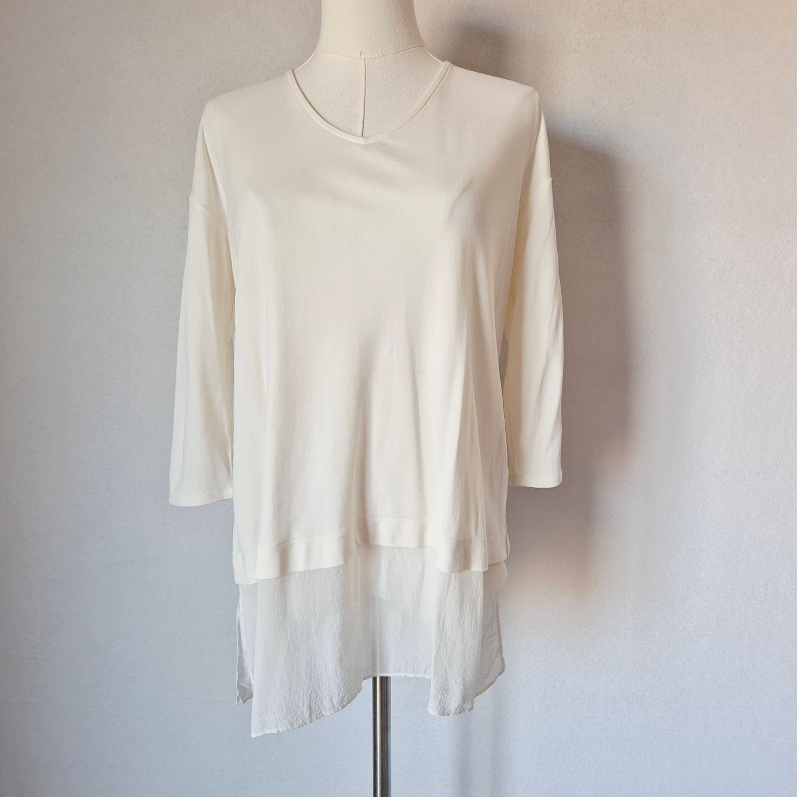 EILEEN FISHER 100% Silk Jersey Ivory Overlay Tunic Top V-Neck 3/4 Sleeve Sz.XXS - Thumbnail 3