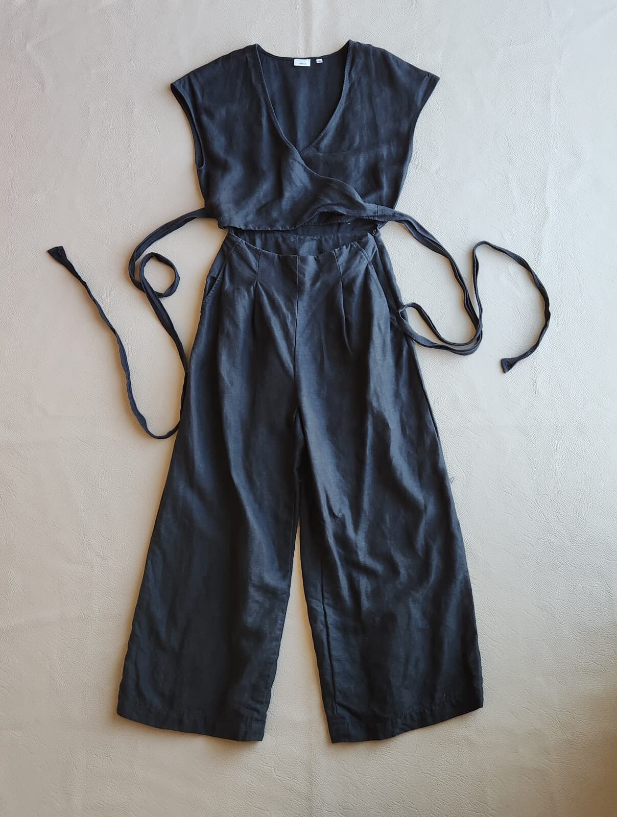 Aritzia Wilfred Brax Linen Blend Wrap Jumpsuit Wide Leg Pocket Black Sz.4 - Thumbnail 7
