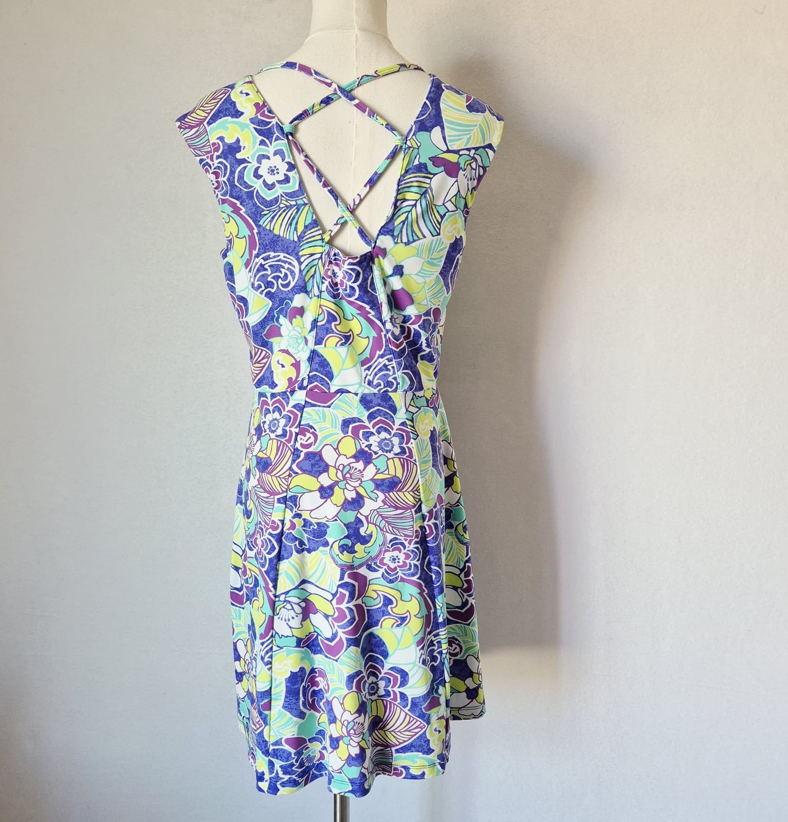 Title Nine Steadfast Floral Mini Dress Sleeveless Cross Back Zip Pocket Womens S - Thumbnail 5