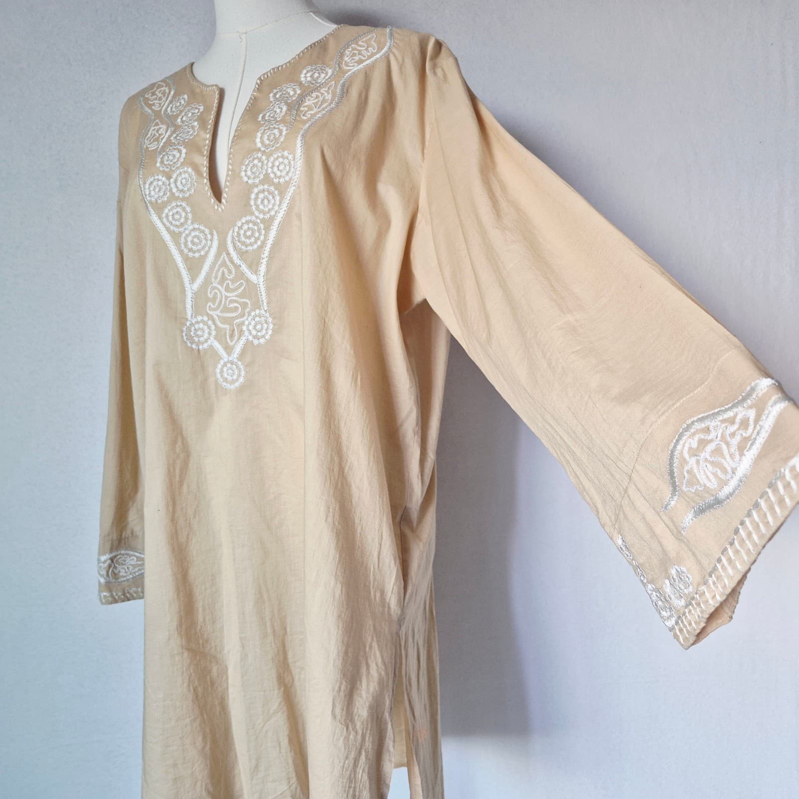 NATORI Cotton Embroidered Poplin Long Tunic Top Long Sleeve Beige Women's L - Thumbnail 2