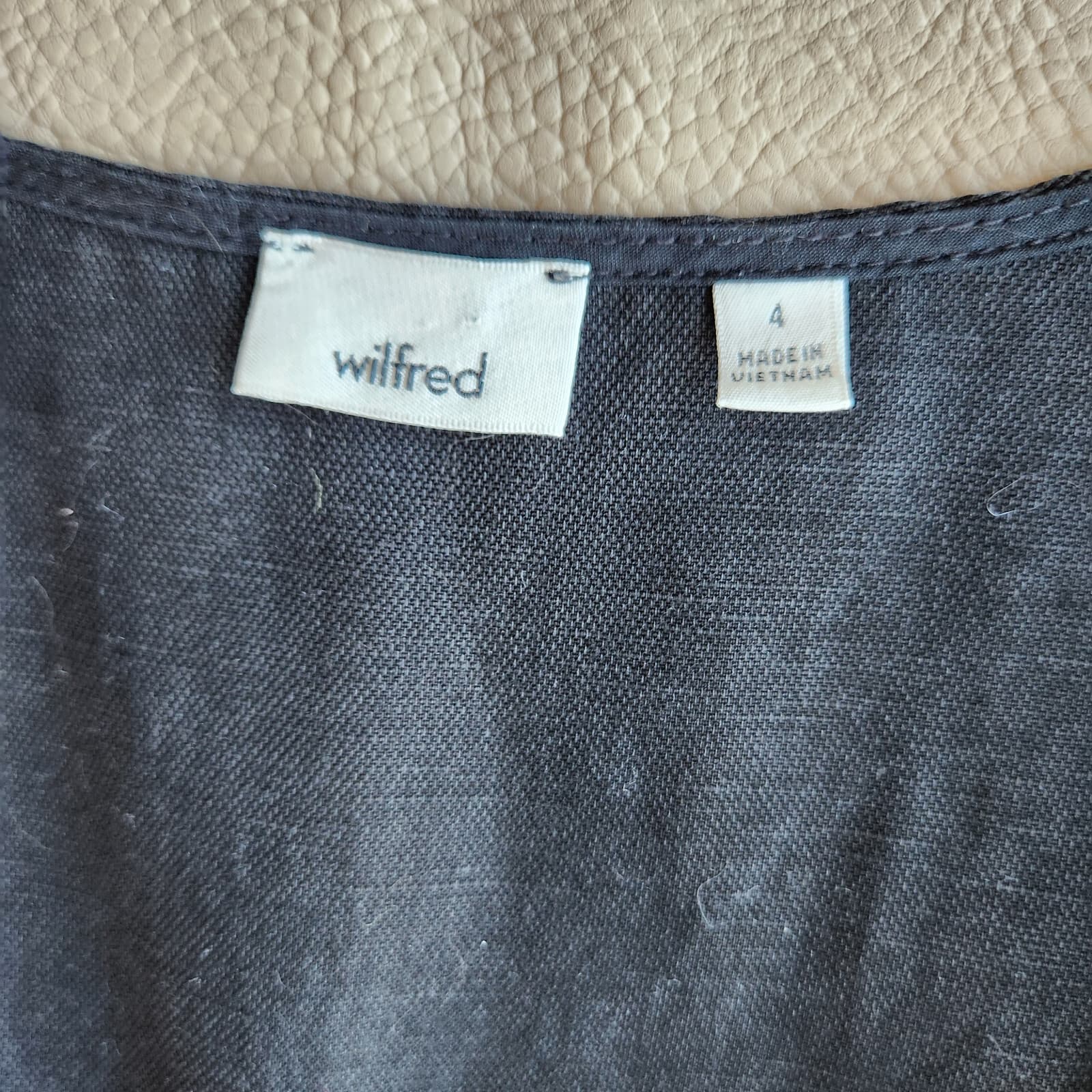 Aritzia Wilfred Brax Linen Blend Wrap Jumpsuit Wide Leg Pocket Black Sz.4 - Thumbnail 11