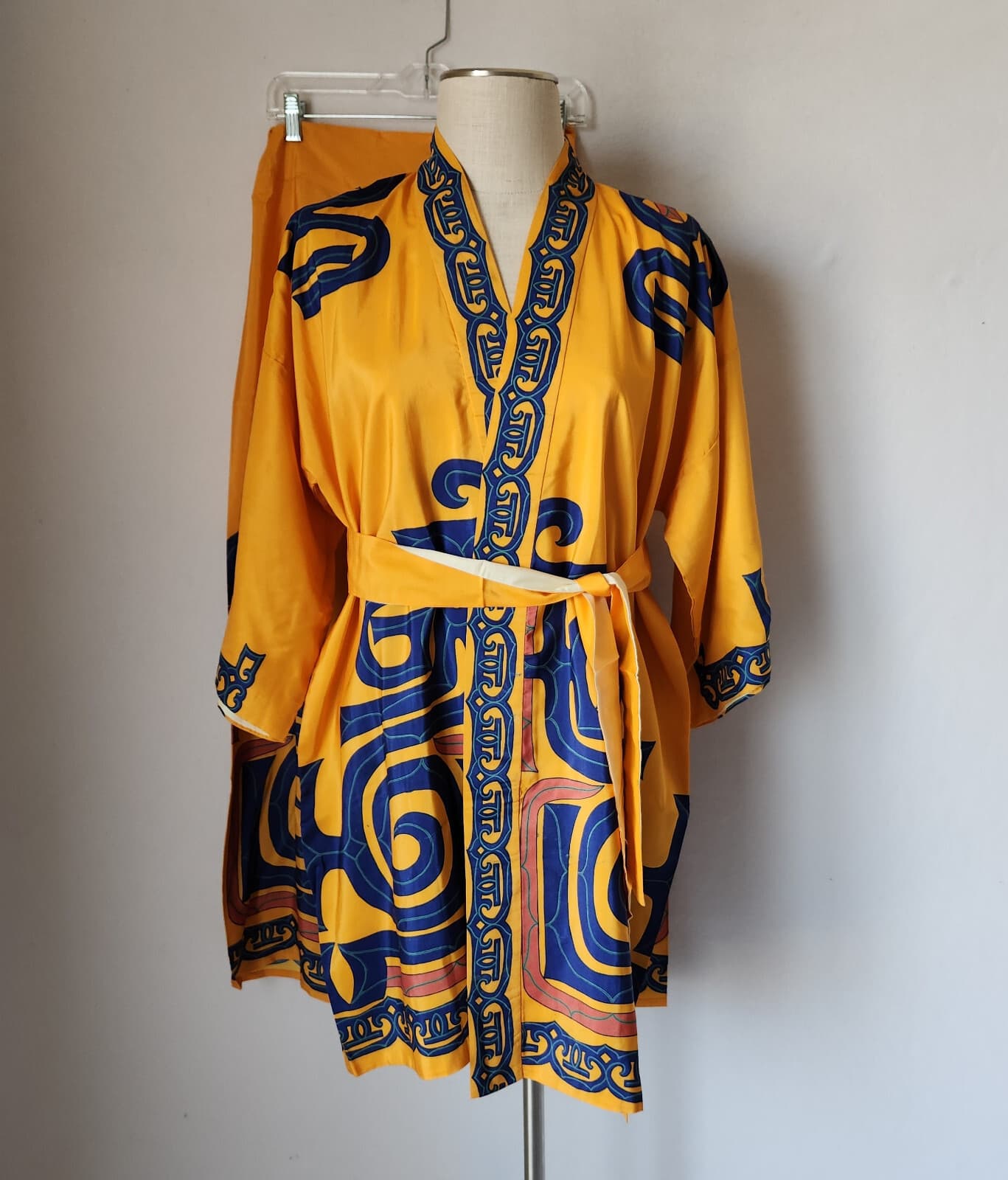 Japanese 100% Silk 2 Piece Kimono Robe + Pant Belt Yellow One Size Made in Japan - Thumbnail 2