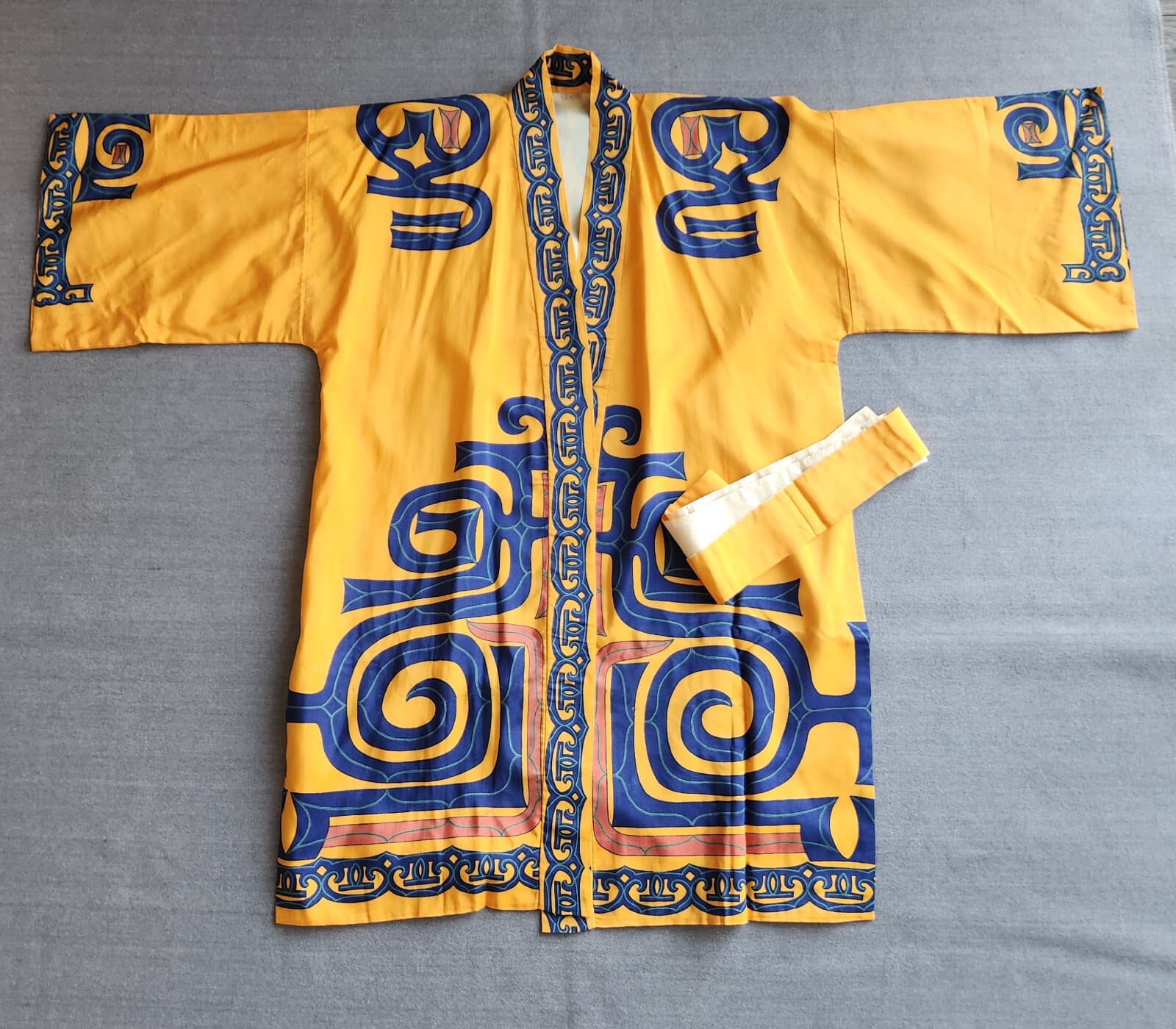 Japanese 100% Silk 2 Piece Kimono Robe + Pant Belt Yellow One Size Made in Japan - Thumbnail 3