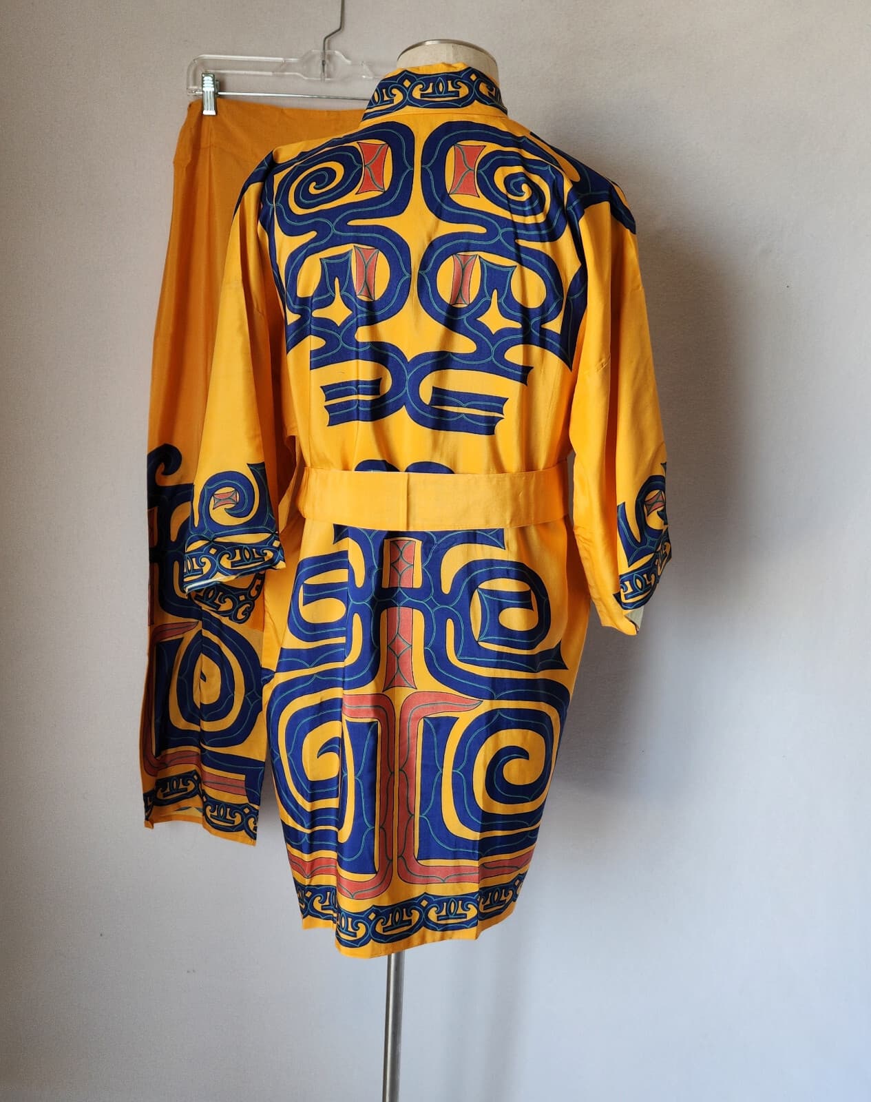 Japanese 100% Silk 2 Piece Kimono Robe + Pant Belt Yellow One Size Made in Japan - Thumbnail 5