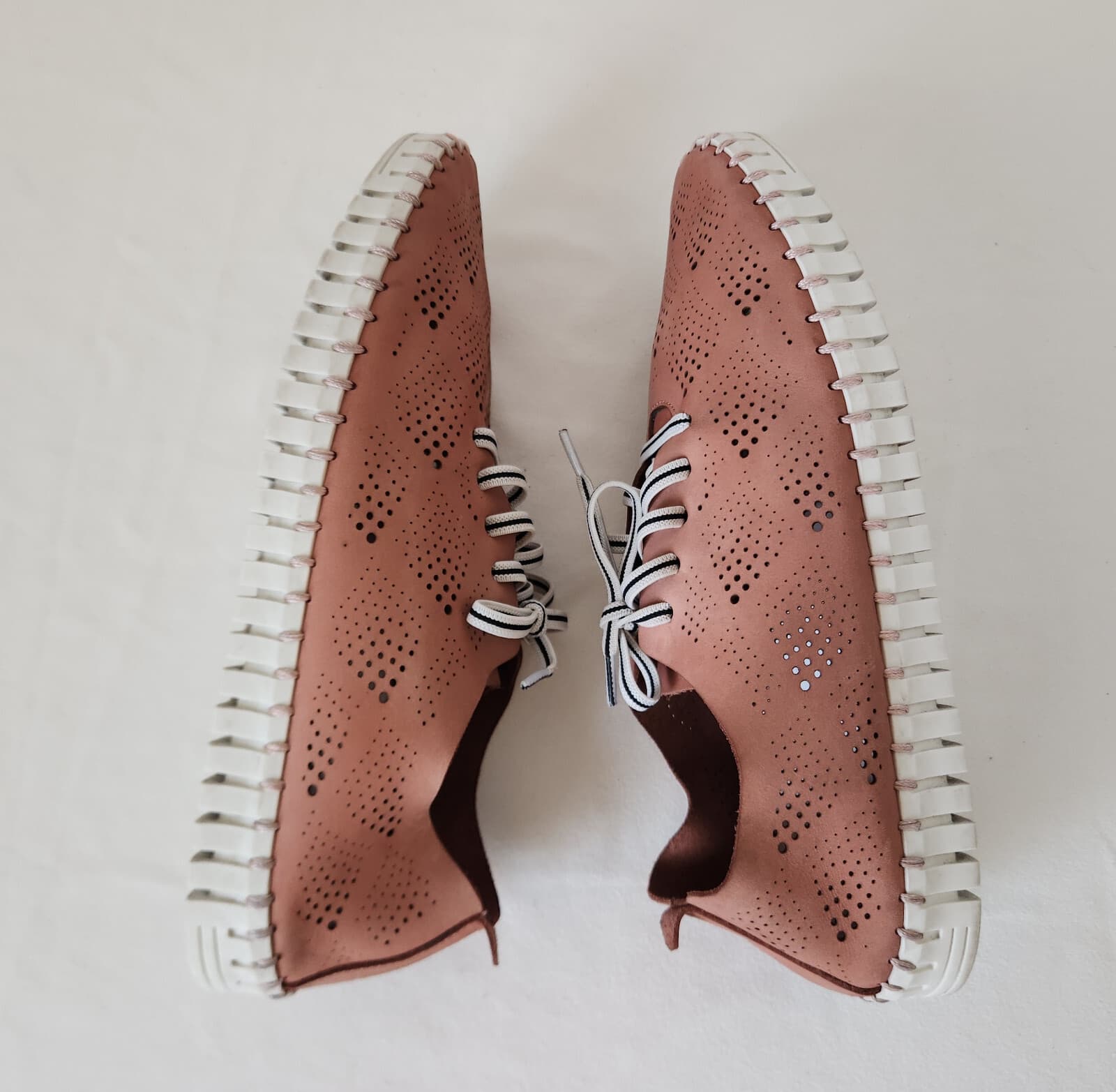 Eric Michael Annie Perforated Leather Lace-Up Comfort Shoe Made in Italy Pink 40 - Thumbnail 6