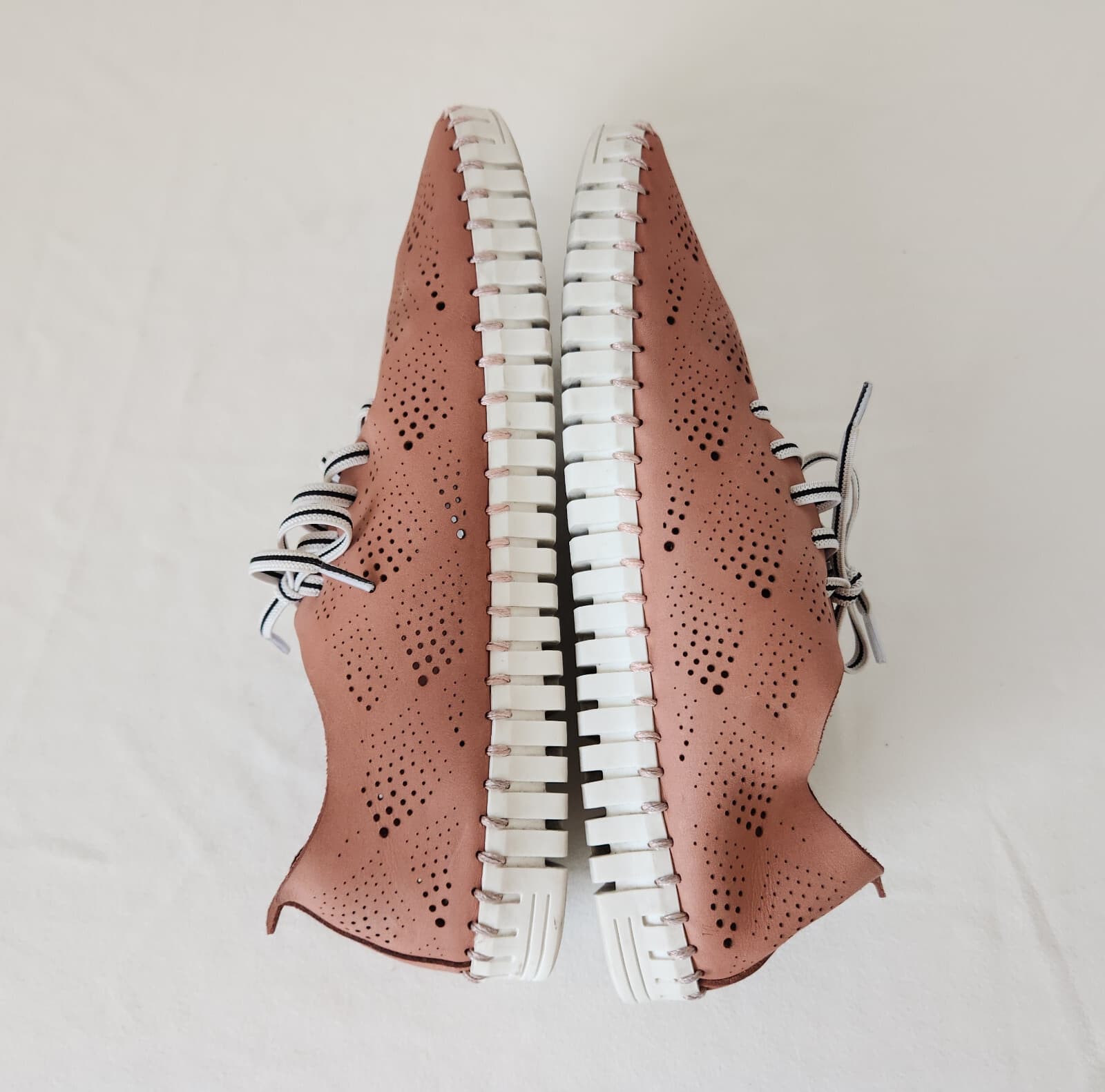 Eric Michael Annie Perforated Leather Lace-Up Comfort Shoe Made in Italy Pink 40 - Thumbnail 5