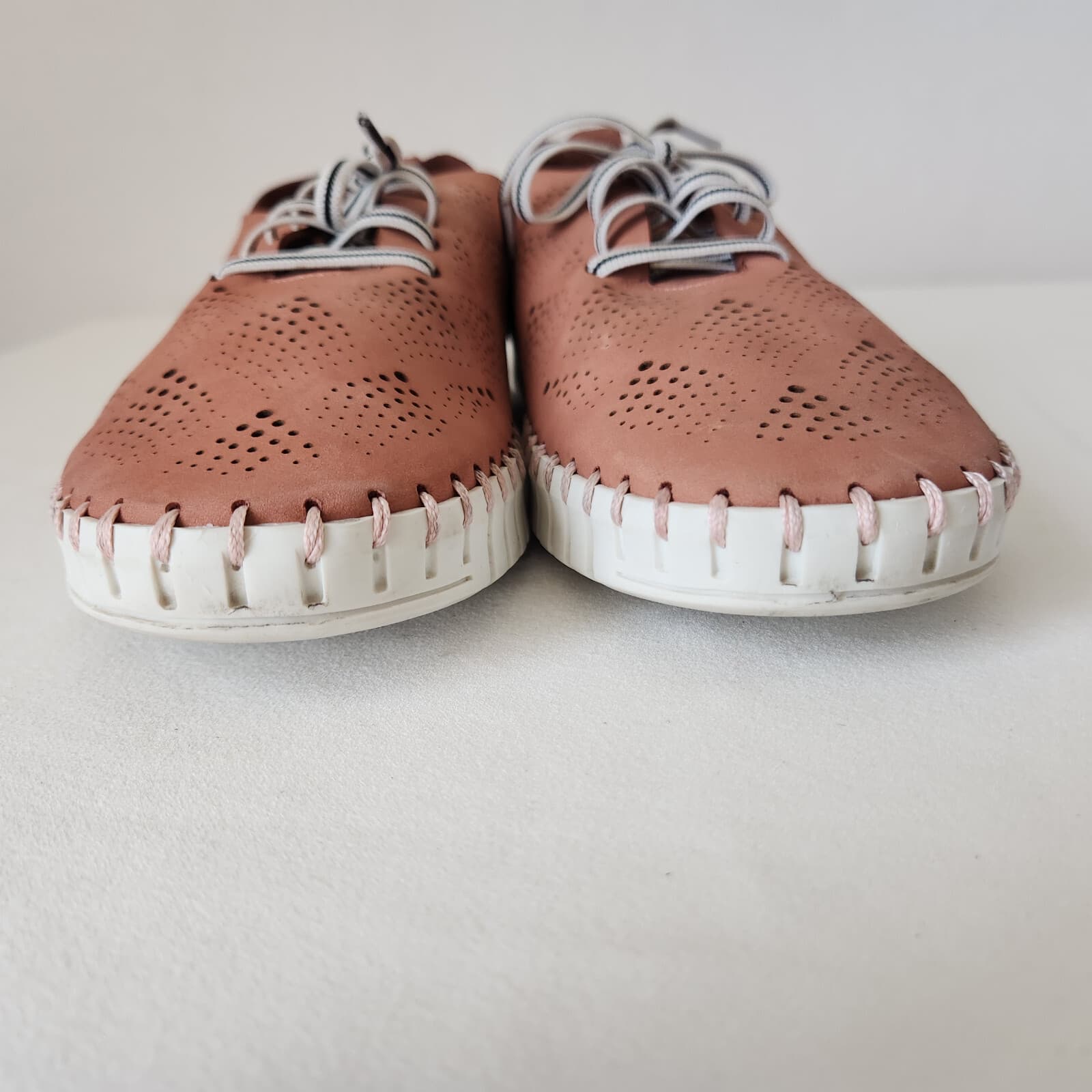 Eric Michael Annie Perforated Leather Lace-Up Comfort Shoe Made in Italy Pink 40 - Thumbnail 9