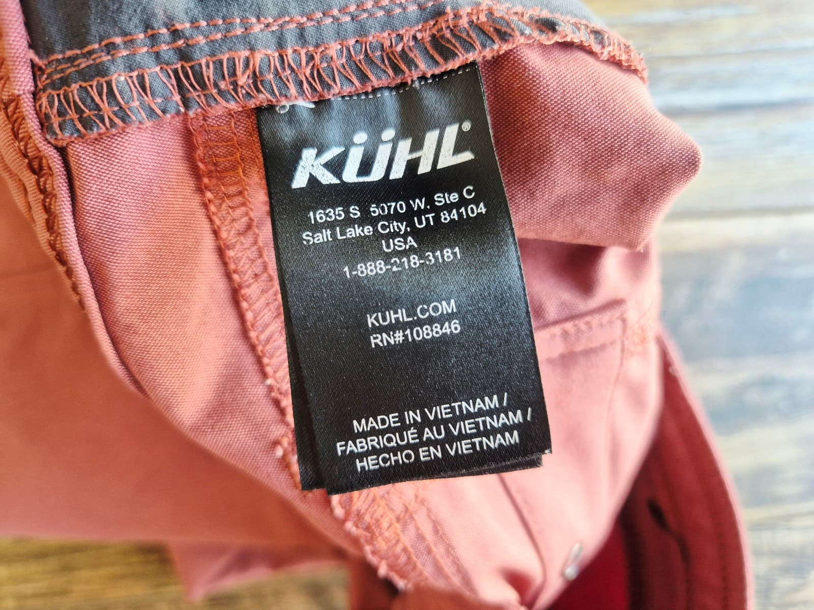 Kuhl Trekr UPF 50+ 8" Outdoor Hiking Shorts Zip Pocket Dark Dahlia Women's 4 - Thumbnail 8