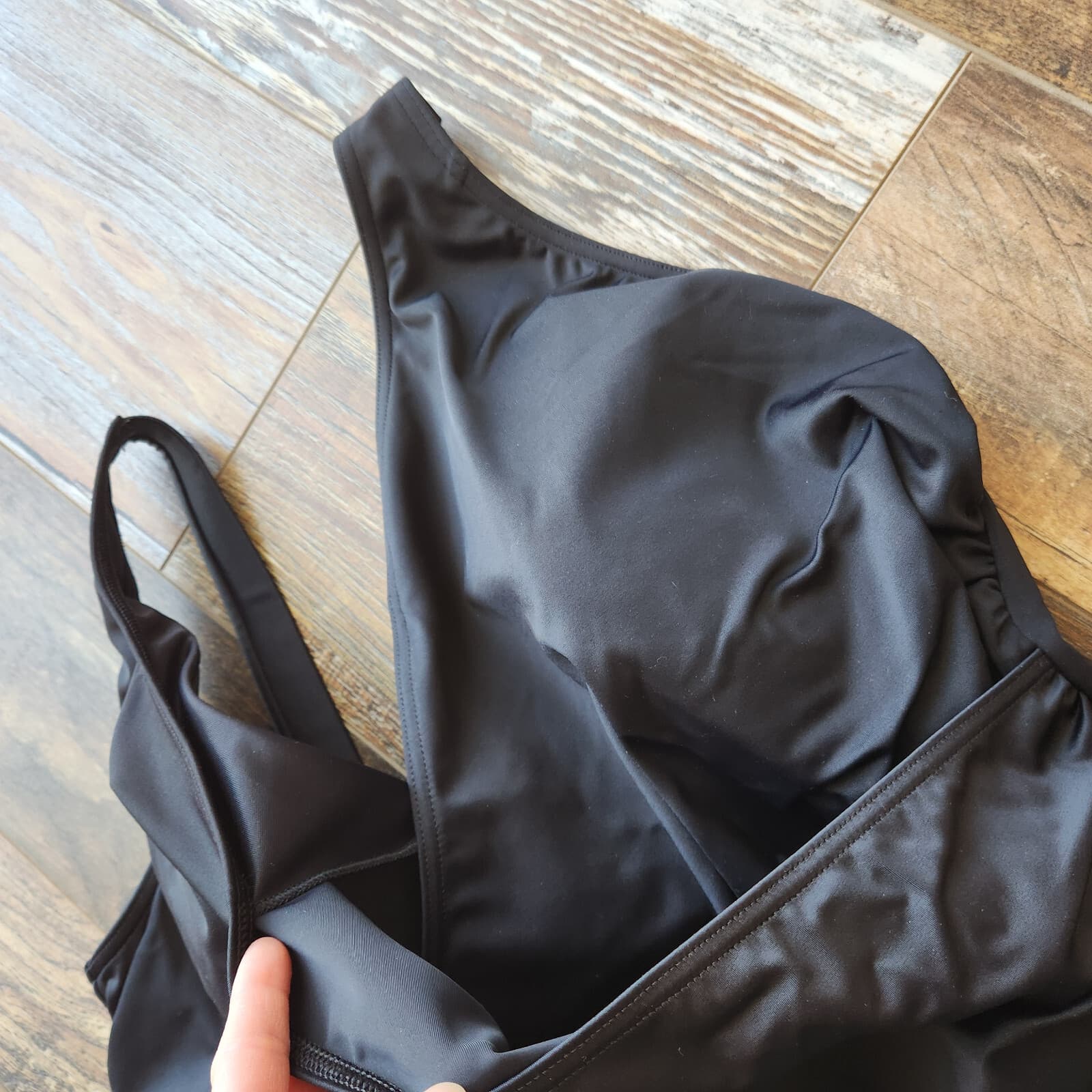 NWoT Lands' End UPF50+ One Piece Swimsuit Wrap Tummy Control Bra-Pad Black 20W - Thumbnail 4