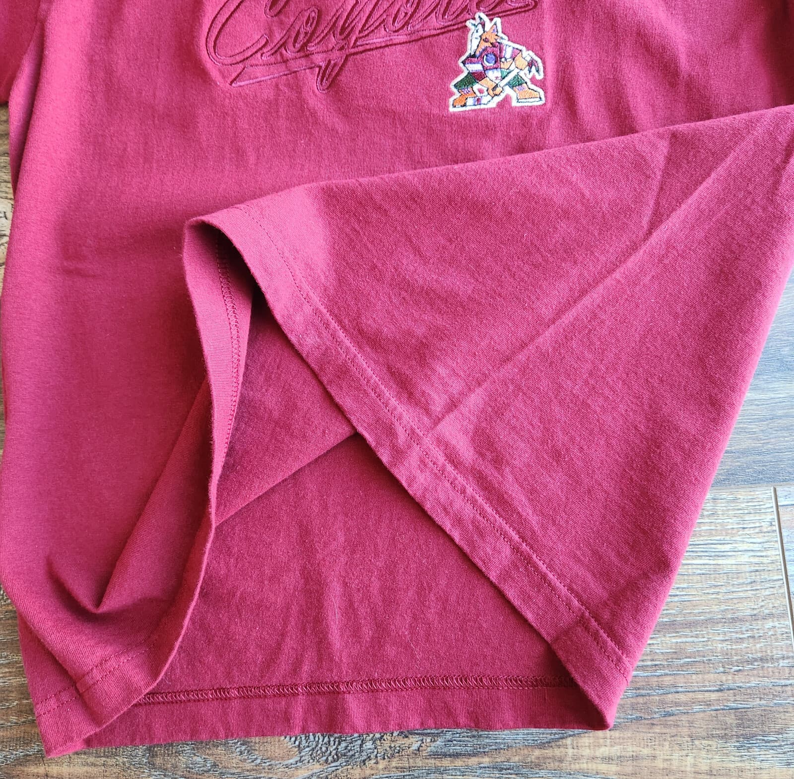 Vintage Lee Sport Made in USA NHL Phoenix Coyotes Embroidered T-Shirt Women's S - Thumbnail 6