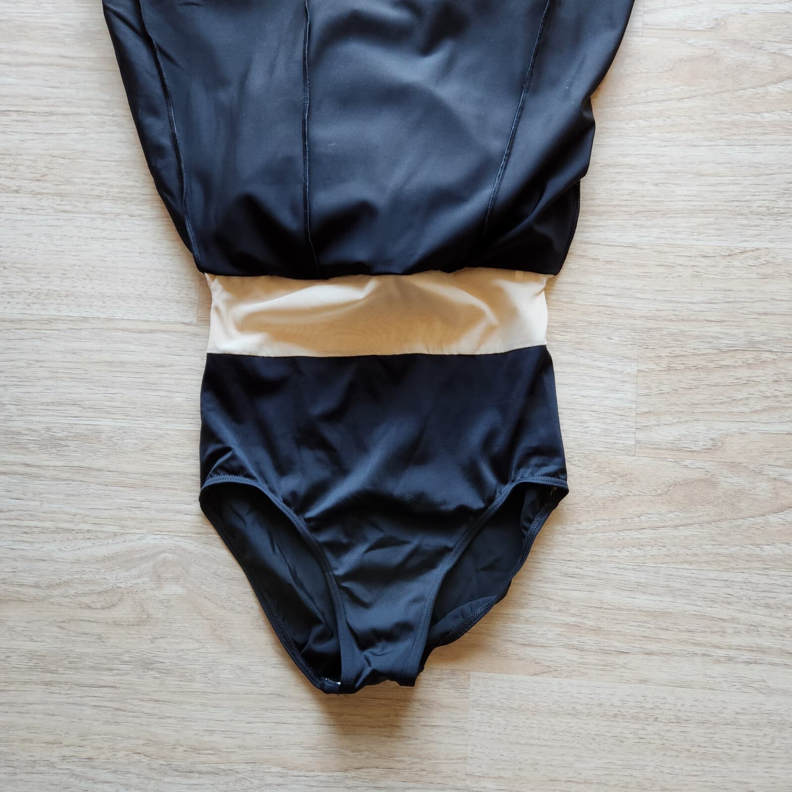 NWOT L.L. Bean Floral One-Piece Swim Dress Bra-Padded Black White Women's 12 - Thumbnail 3