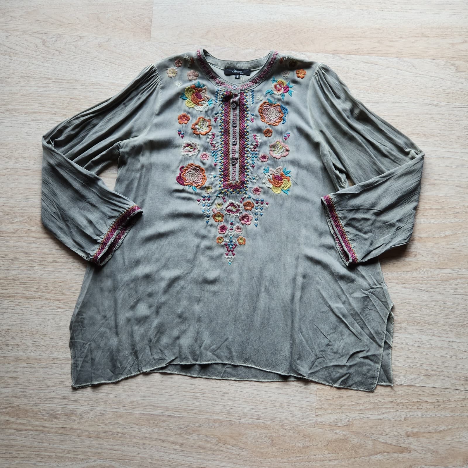 Andree by Unit Embroidered Tunic Boho Top Roll Tap Long Sleeve Dark Grey Women S - Thumbnail 4