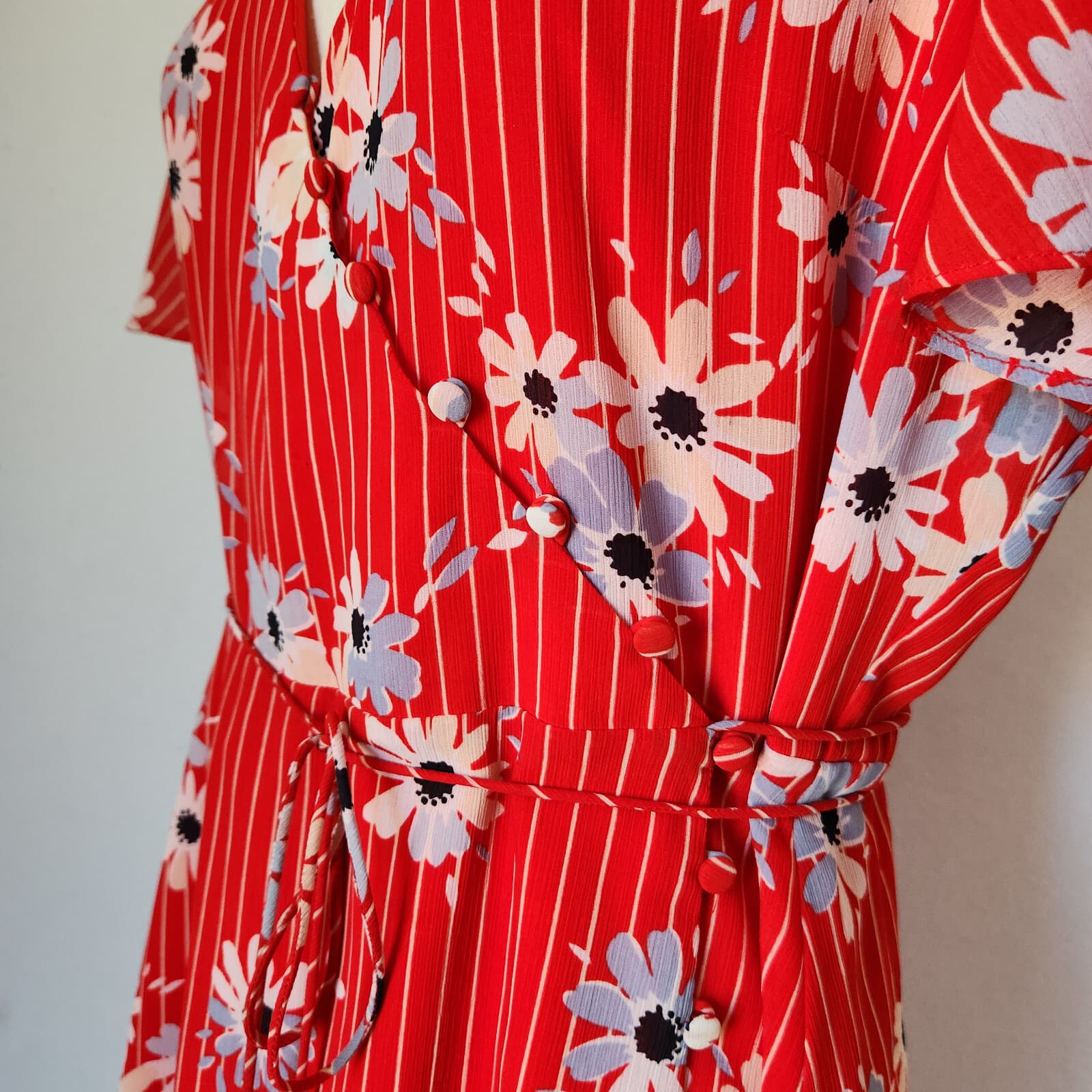 Madewell Daisy Society Button Wrap Mini Dress Short Sleeve Tie-Waist Red Sz.12 - Thumbnail 7