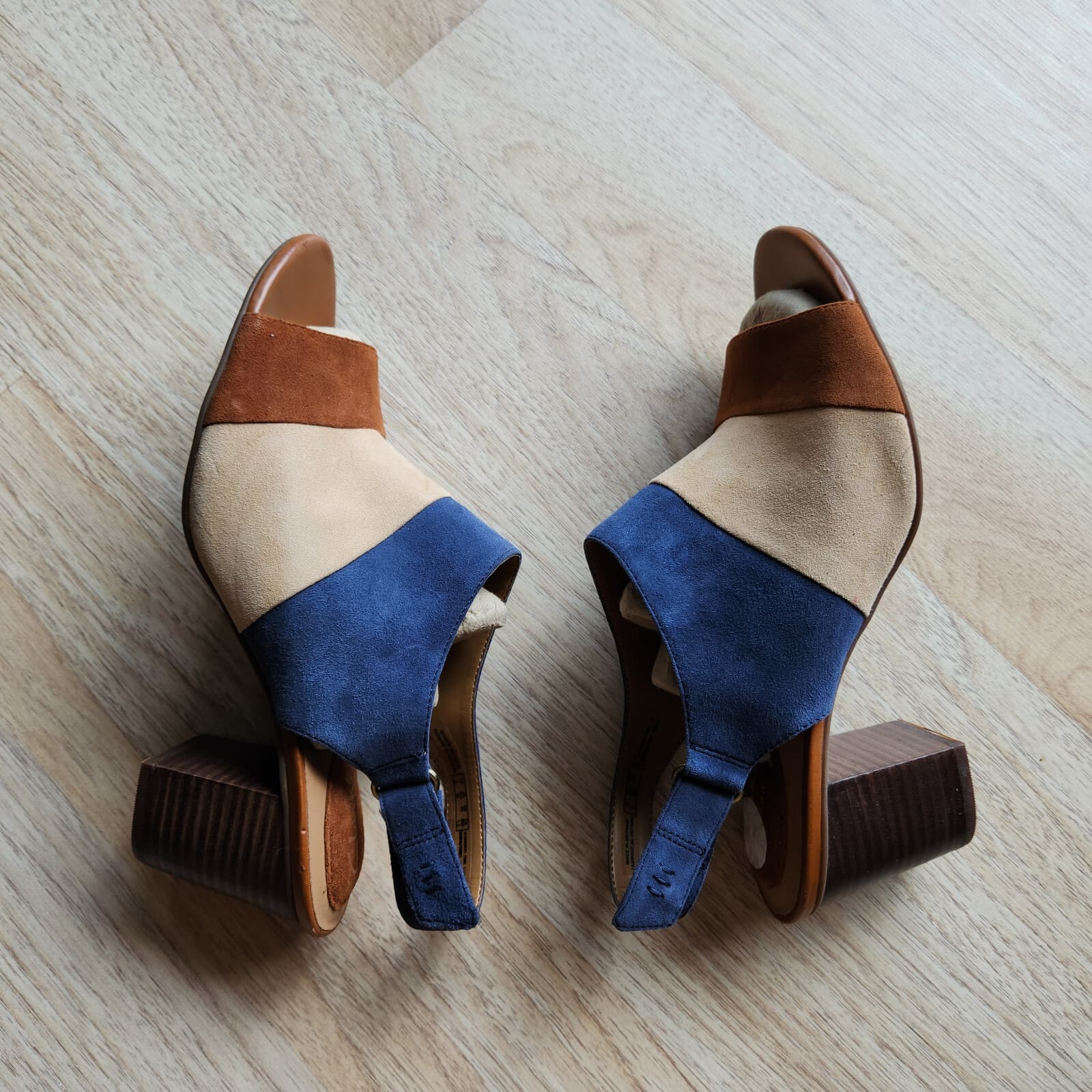 Clarks Artisan Suede Colorblock Peep Toe Slingback Shoe Wooden Block Heel US9.5M - Thumbnail 9