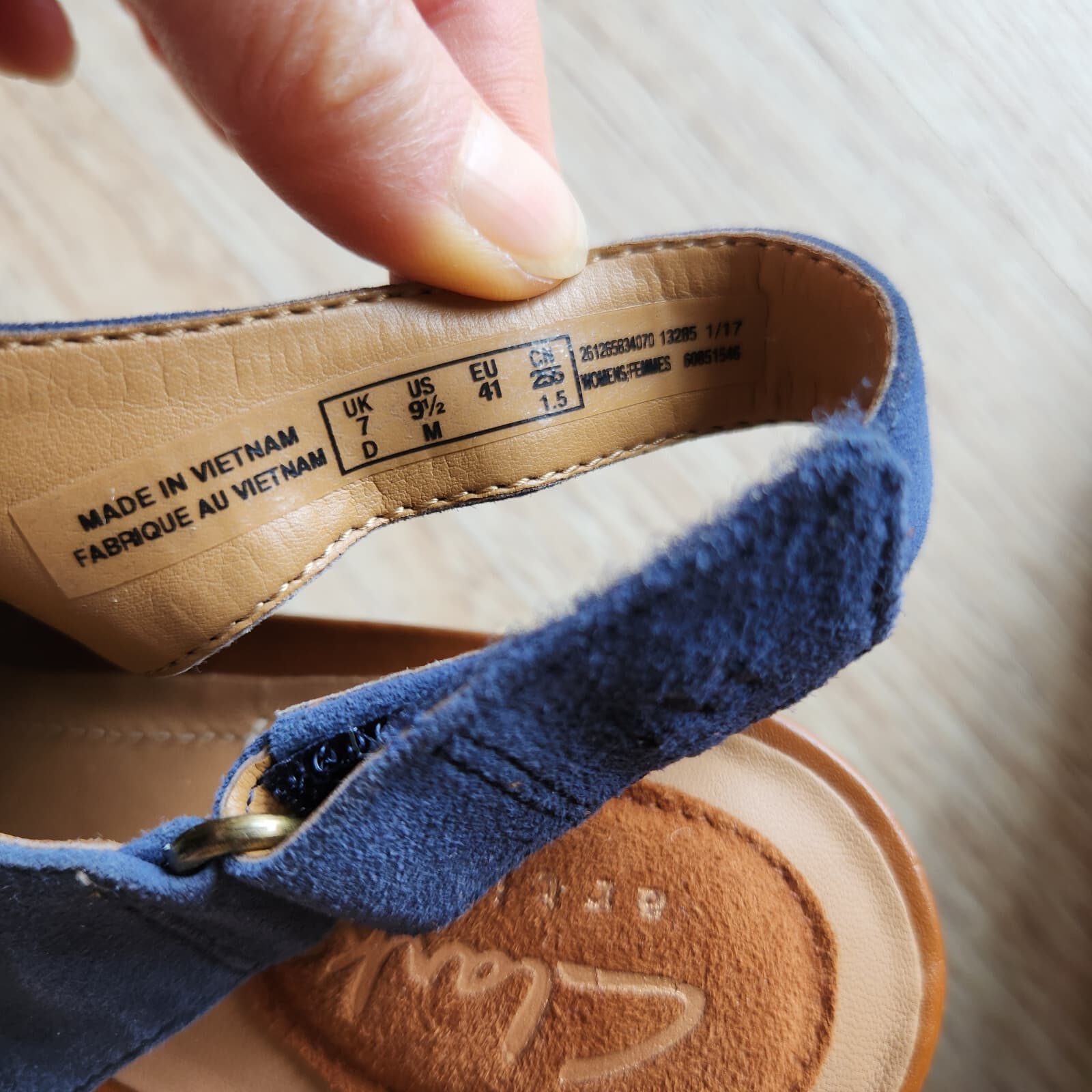 Clarks Artisan Suede Colorblock Peep Toe Slingback Shoe Wooden Block Heel US9.5M - Thumbnail 13