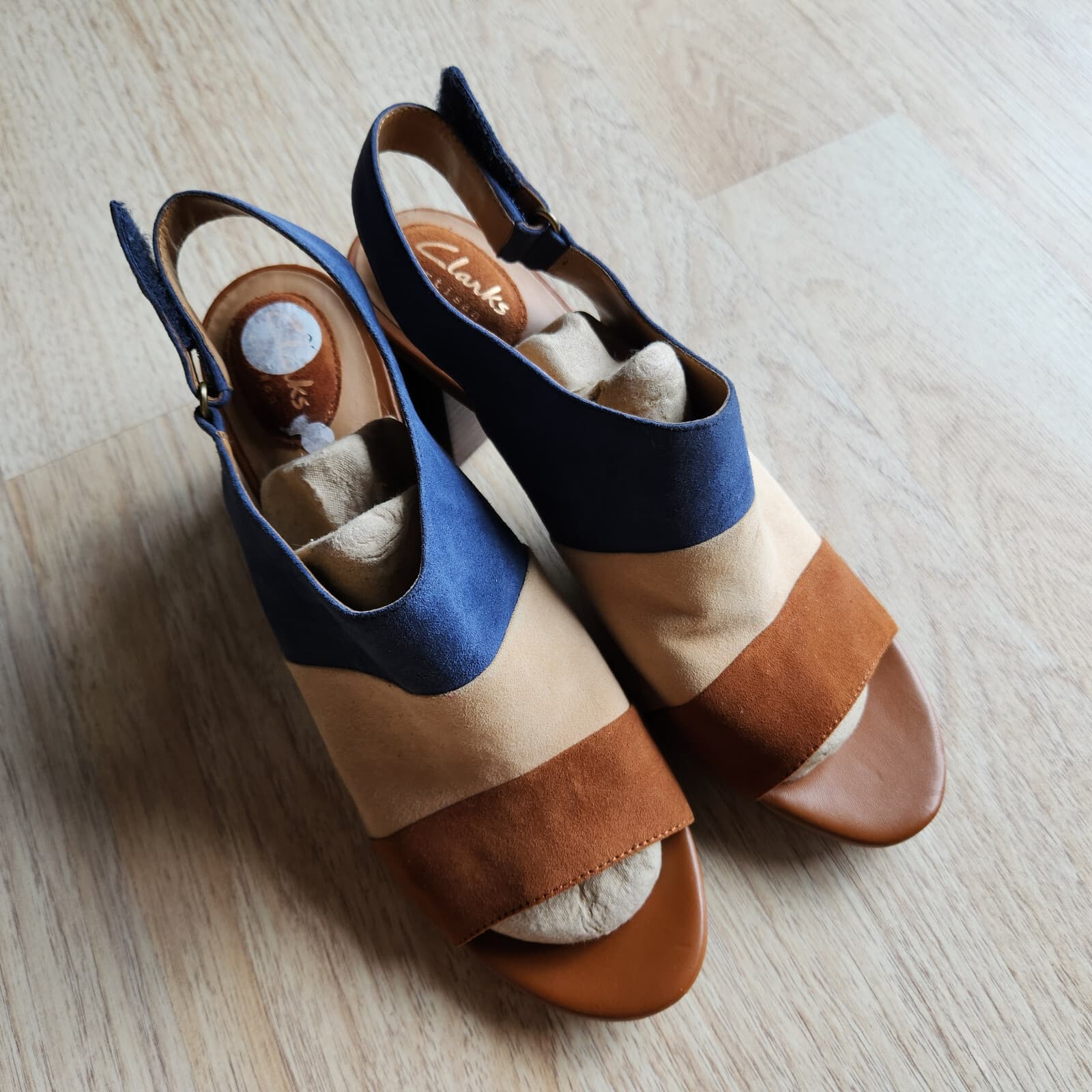 Clarks Artisan Suede Colorblock Peep Toe Slingback Shoe Wooden Block Heel US9.5M - Thumbnail 7
