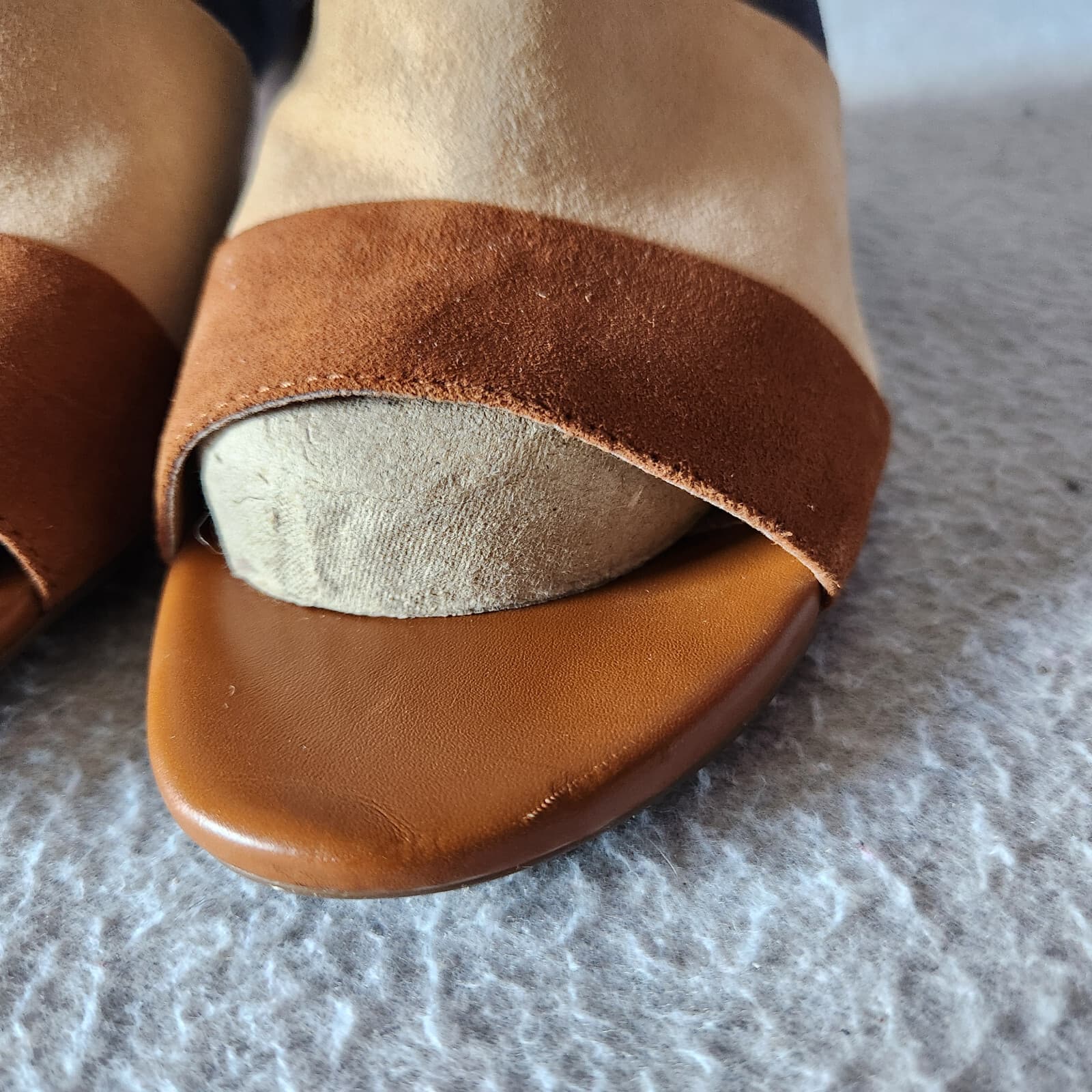 Clarks Artisan Suede Colorblock Peep Toe Slingback Shoe Wooden Block Heel US9.5M - Thumbnail 5