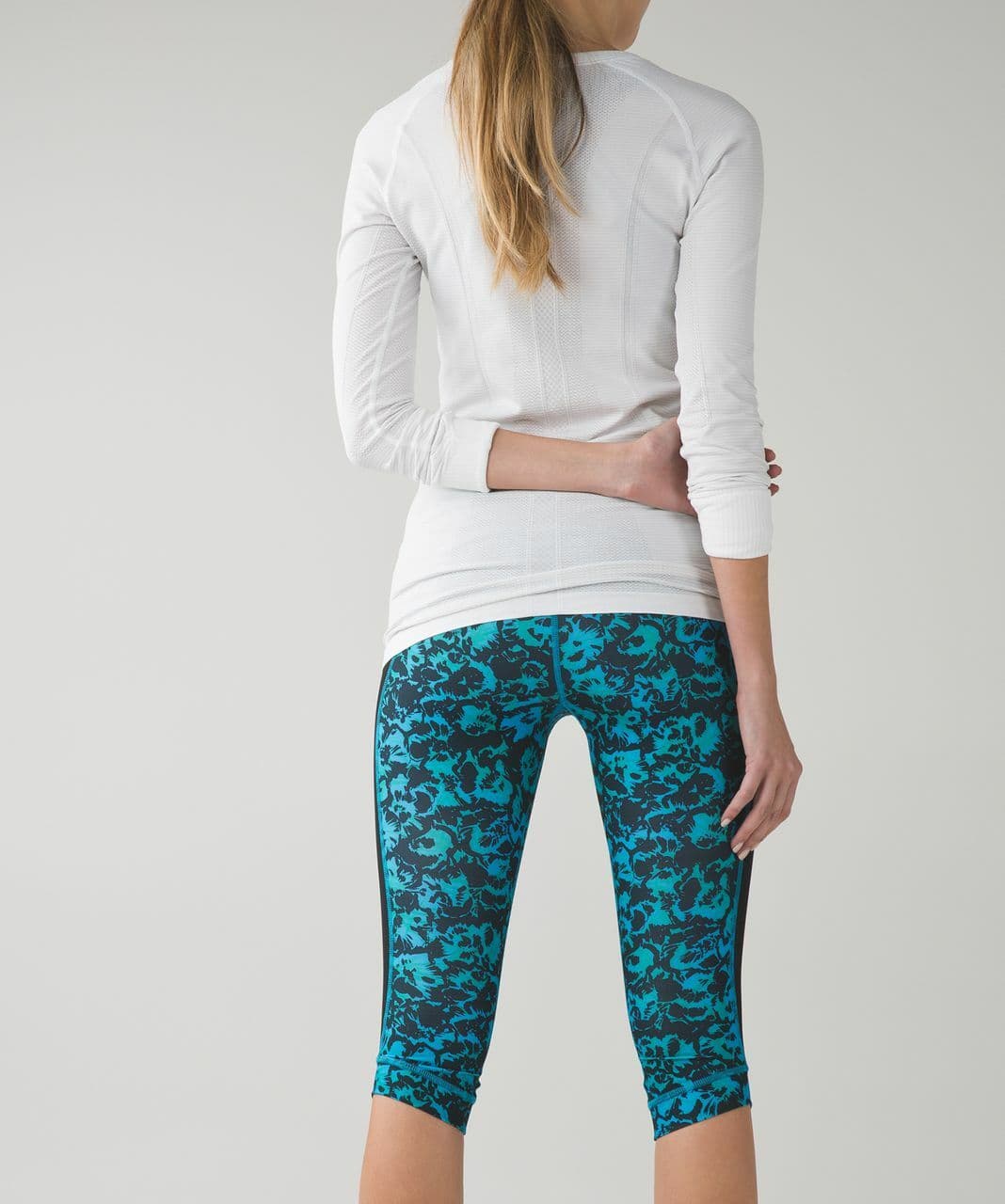 Lululemon Women Stop At Nothing Crop Legging Pull On Green Black Sz.4 - Thumbnail 7