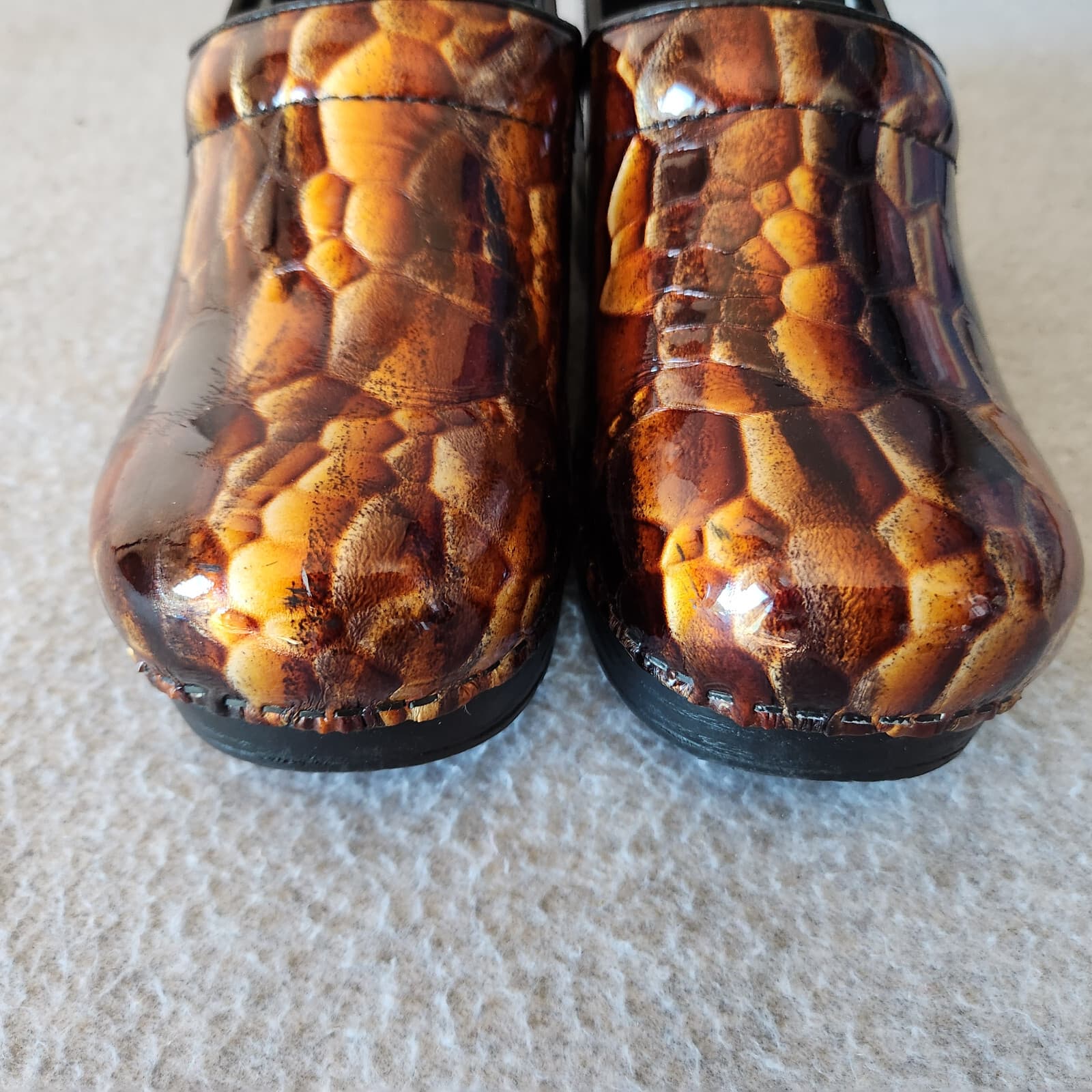 Dansko Patent Leather Professional Clogs Shoes Slip-On Geo-Printed Brown EU39 - Thumbnail 10
