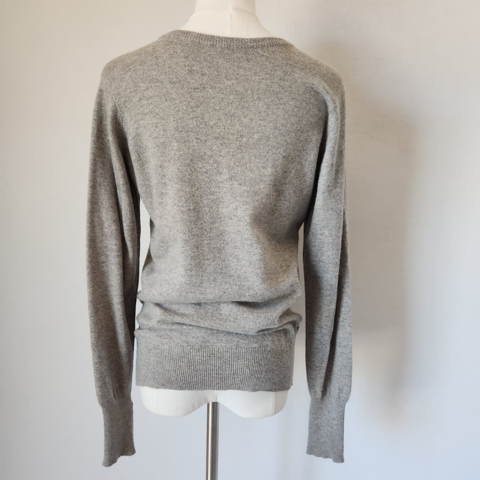 Vintage Best of Scotland 100% Pure Cashmere 1-Ply Crewneck Sweater Gray Women 38 - Thumbnail 5