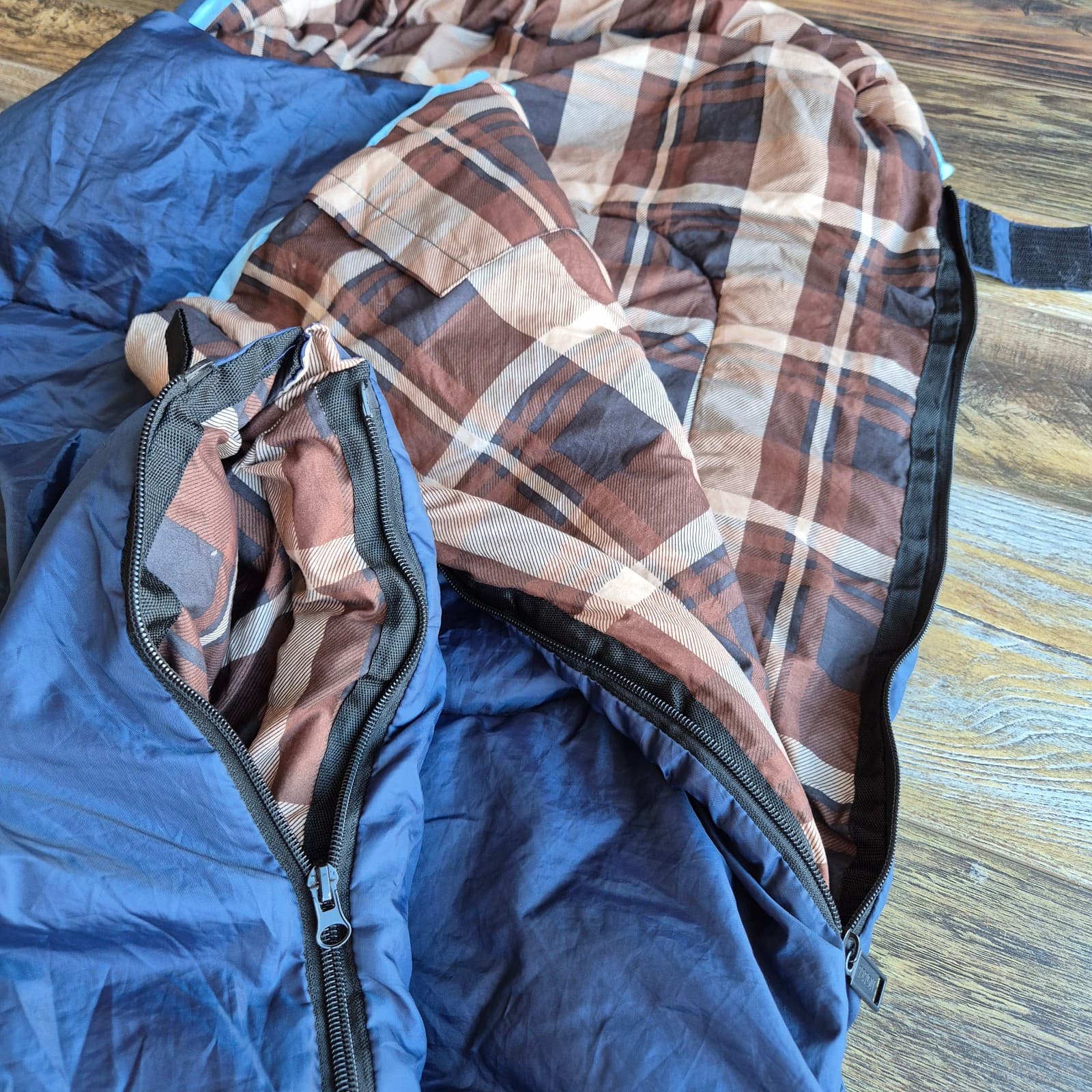 Teton Sports Celsius Junior 20°F Left Zipper Camping Sleeping Bag Blue 66"x26" - Thumbnail 7