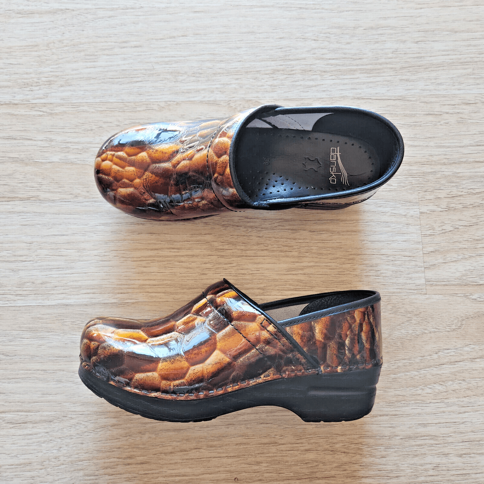 Dansko Patent Leather Professional Clogs Shoes Slip-On Geo-Printed Brown EU39 - Thumbnail 2