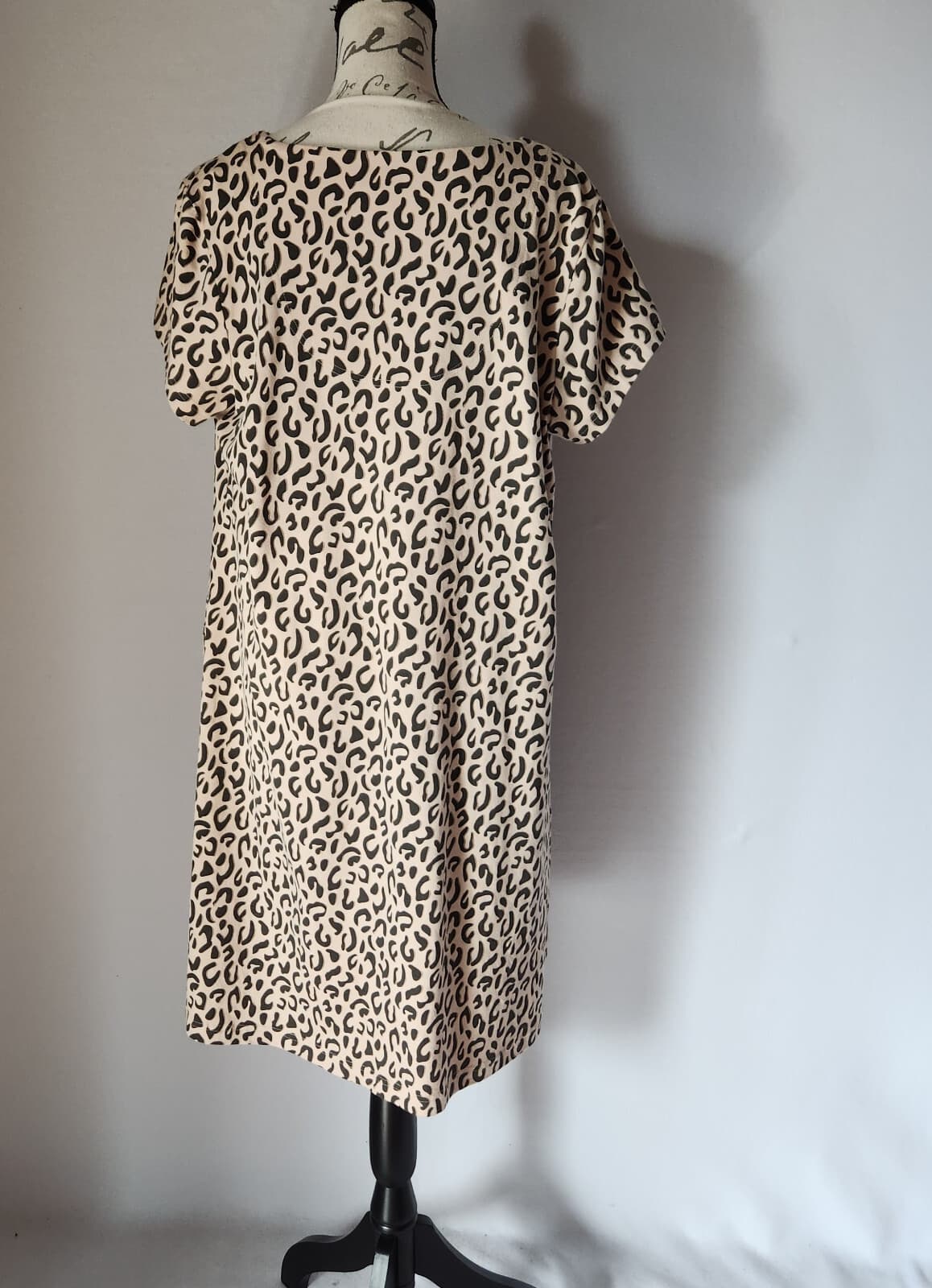 Go Softly Patio Bead Embellished Leopard House Dress Zip Pocket Knit Beige Sz.L - Thumbnail 5