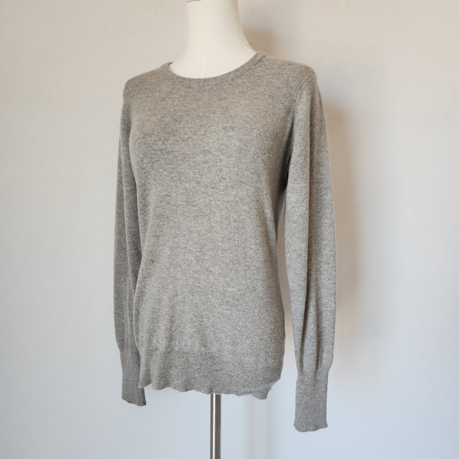 Vintage Best of Scotland 100% Pure Cashmere 1-Ply Crewneck Sweater Gray Women 38 - Thumbnail 2