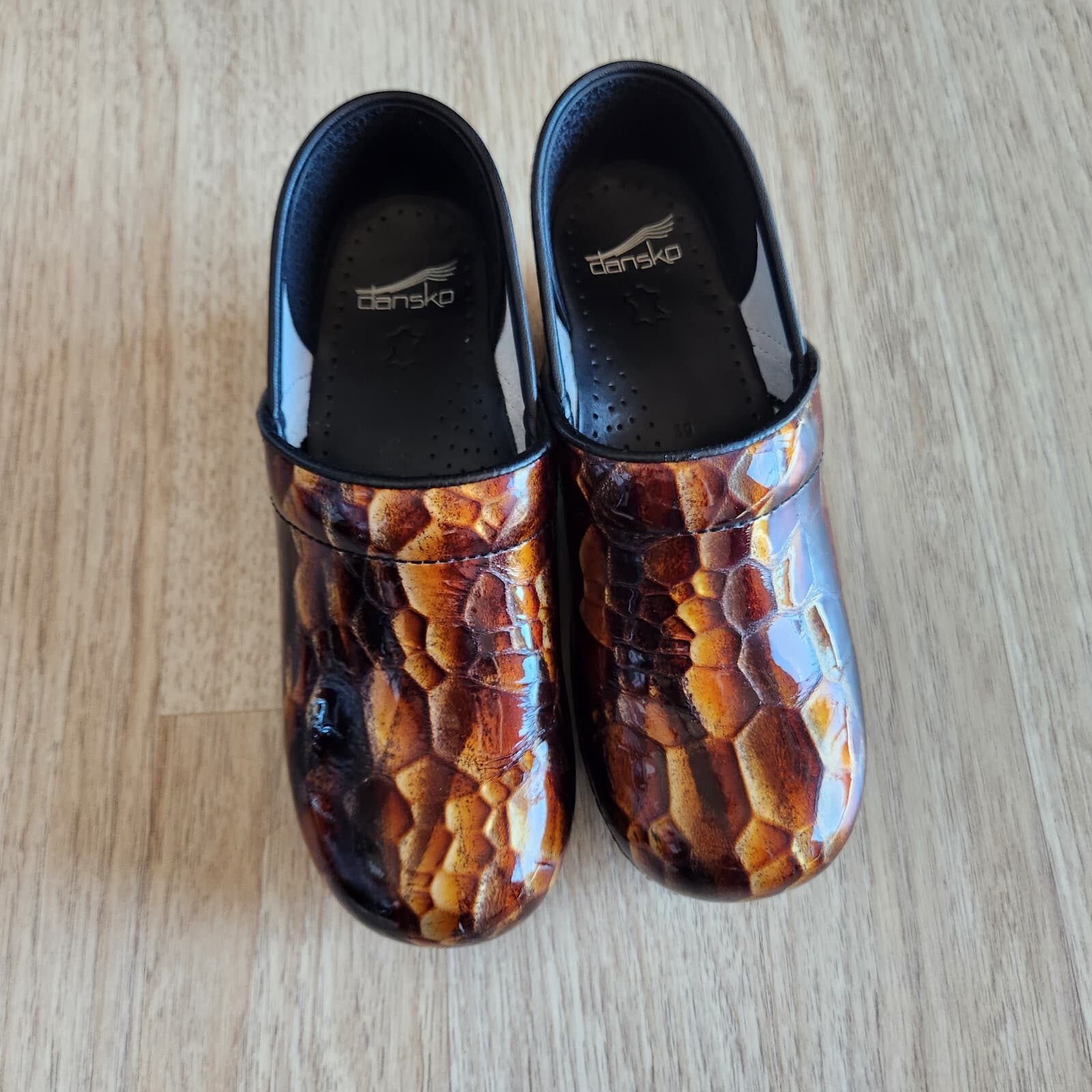 Dansko Patent Leather Professional Clogs Shoes Slip-On Geo-Printed Brown EU39 - Thumbnail 3