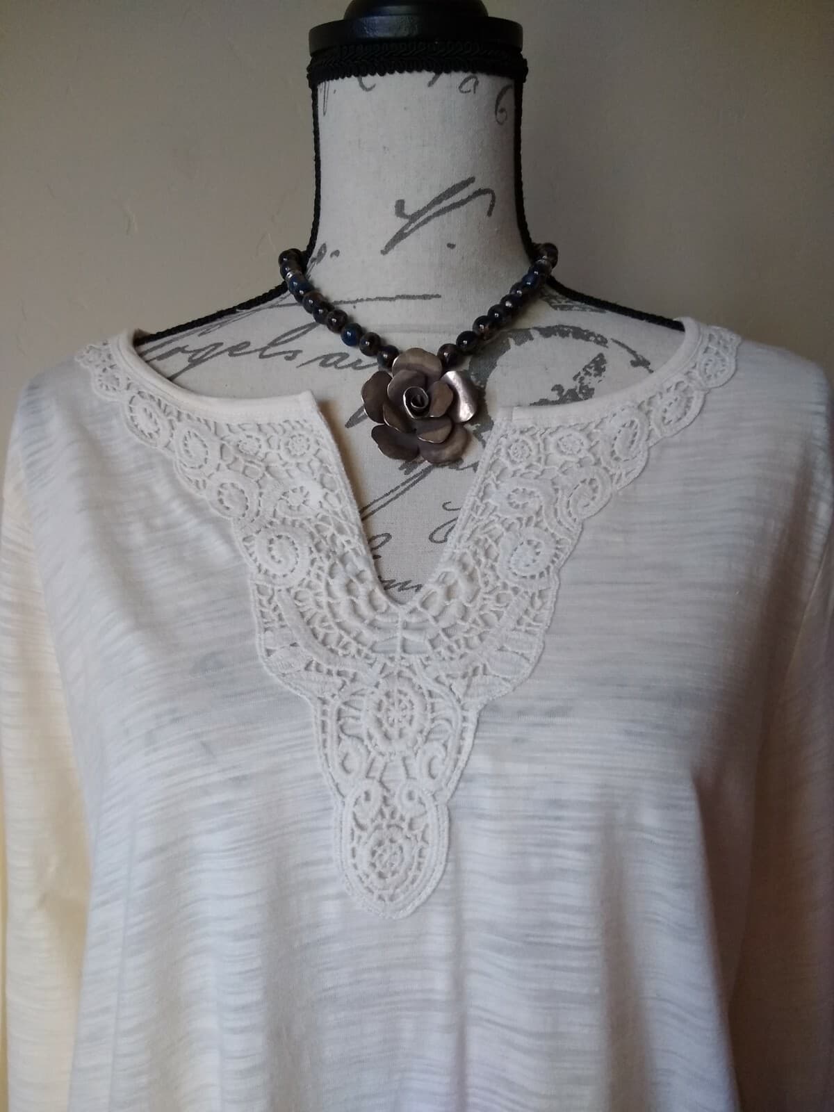 CHAPS NWT Knit Top Blouse Long Sleeves Embroidered V-neck Ivory Sz.XL - Thumbnail 3