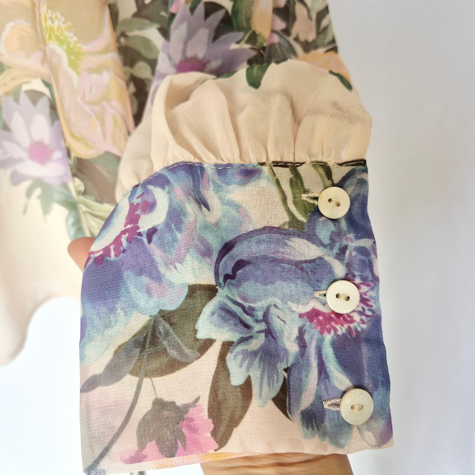 Zara Floral Sheer Chiffon High Neck Blouse Tie-Back Long Sleeve Ivory Pink Sz.XS - Thumbnail 5