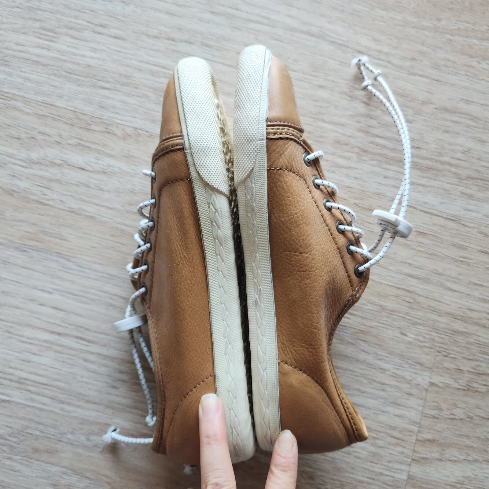 FRYE Chambers Tan Leather Low Top Lace-Up Shoes Sneakers Boy's Size 4 - Thumbnail 5