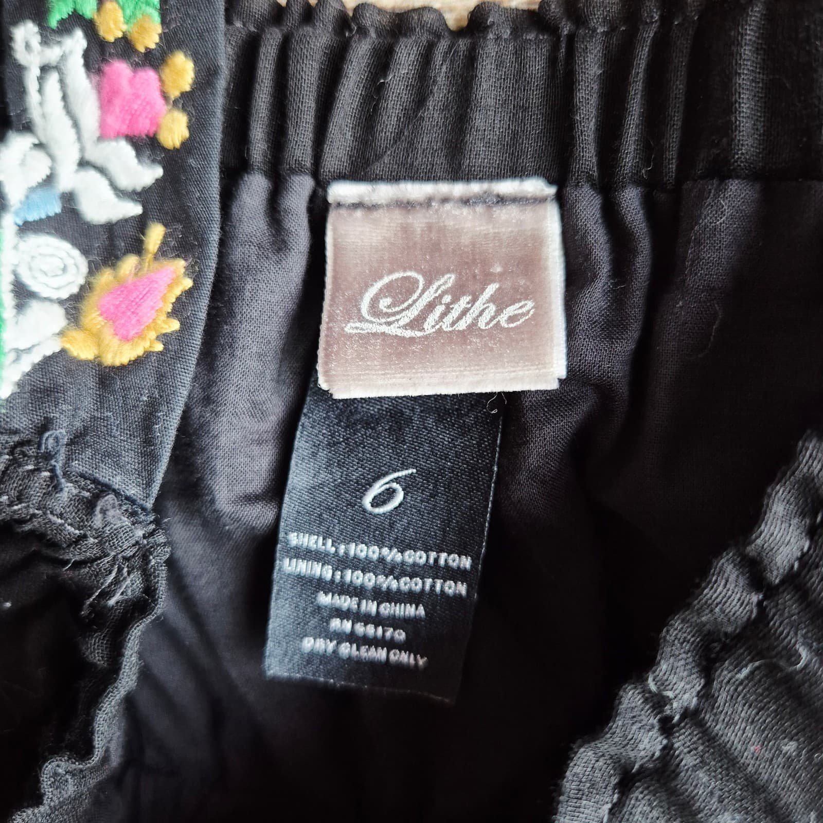 Lithe Anthropologie Floral Embroidered Lace Babydoll Sleeveless Top Black Sz.6 - Thumbnail 7