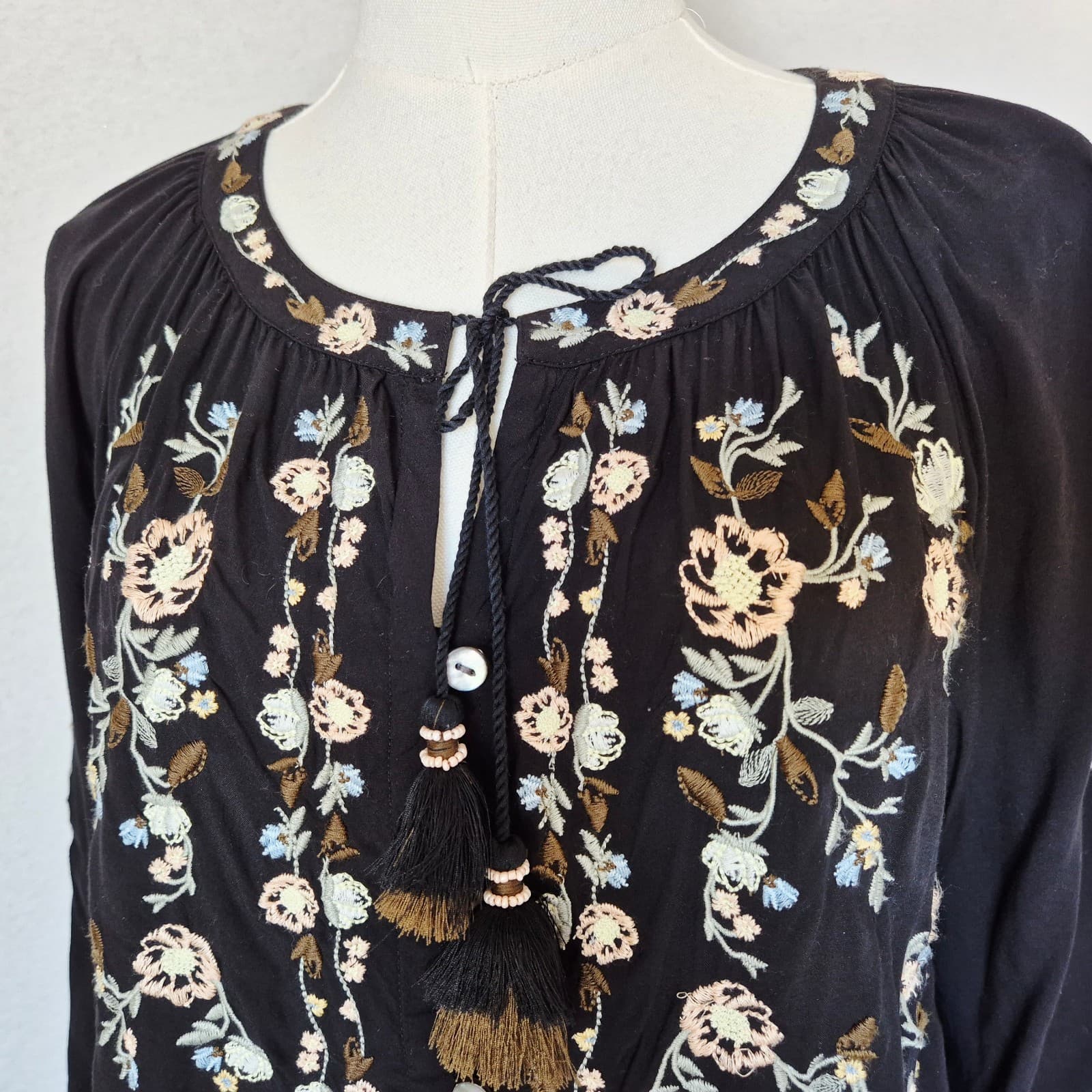 J.Jill Embroidered Peasant Blouse Tassel Button-Up 3/4 Sleeve Rayon Black Sz.M - Thumbnail 7