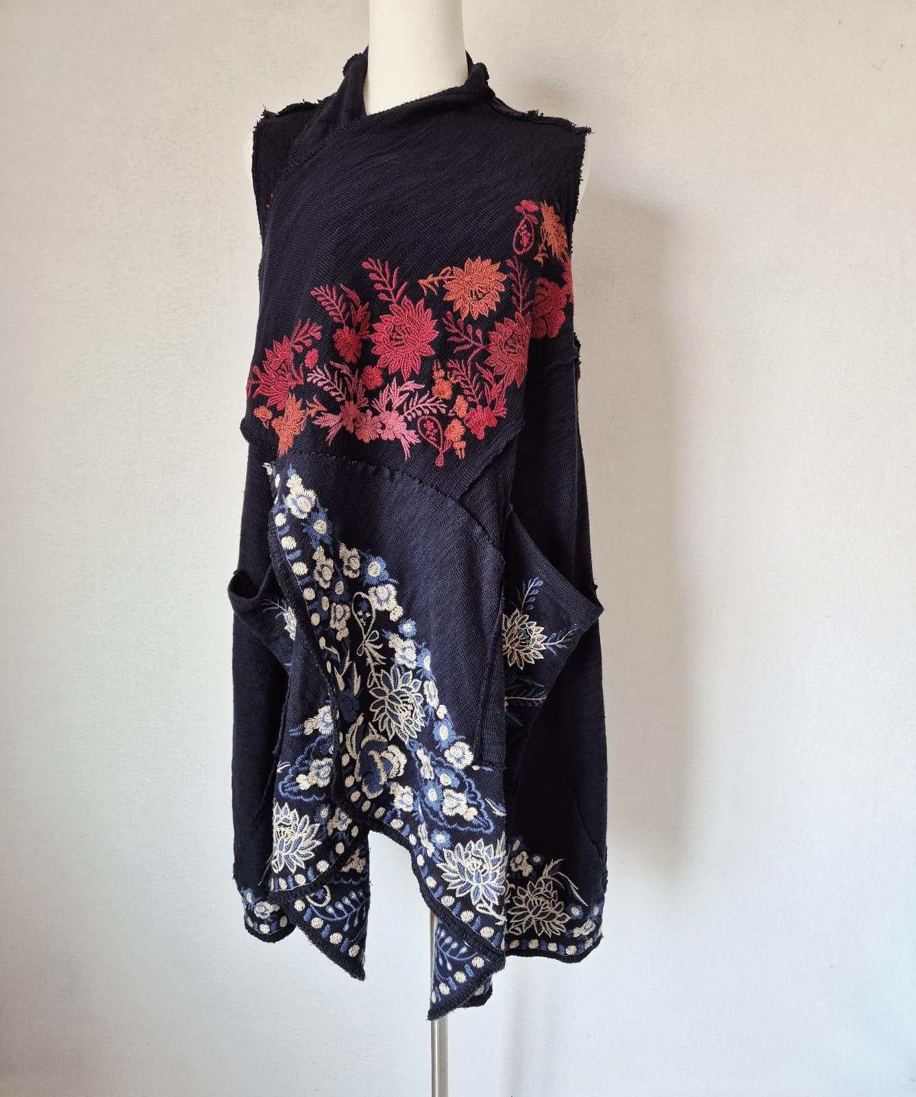 Coldwater Creek Sleeveless Embroidered Bohemian Drap Cardigan Vest Knit Blue XS - Thumbnail 5
