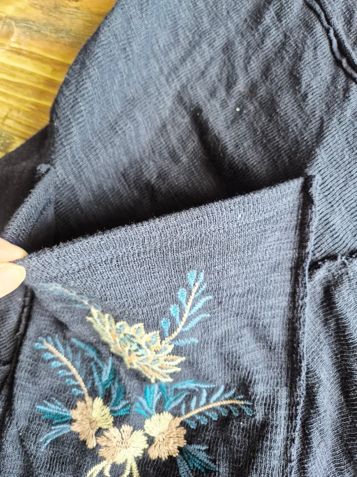 Coldwater Creek Sleeveless Embroidered Bohemian Drap Cardigan Vest Knit Blue XS - Thumbnail 9