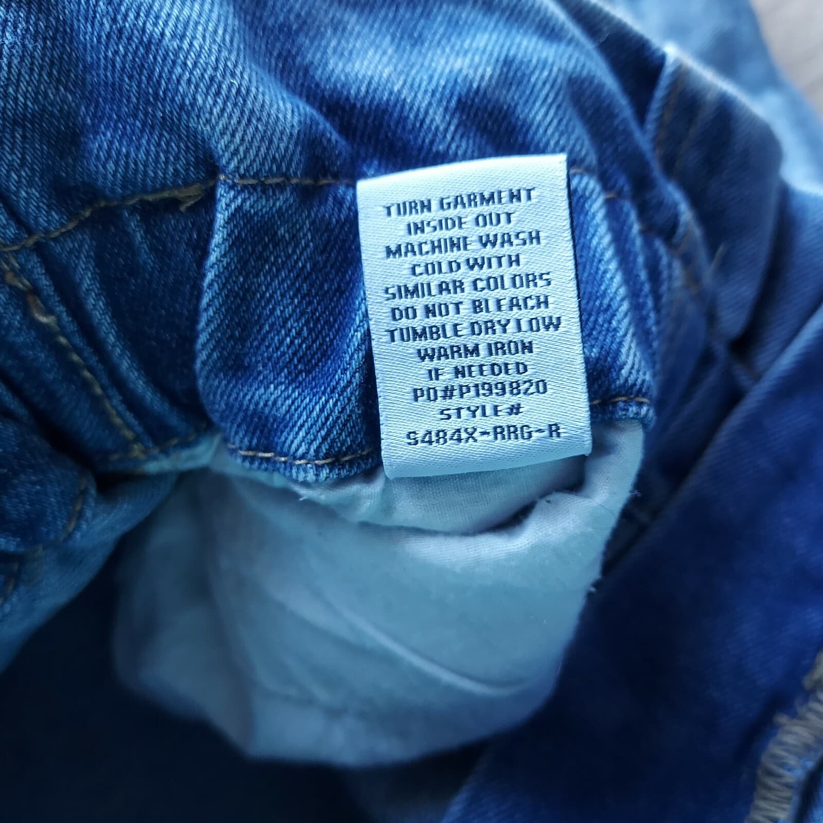 Almost Famous Paperbag Mom Jean Shorts Zip-Button Elastic Waist Light Blue Sz.M - Thumbnail 8