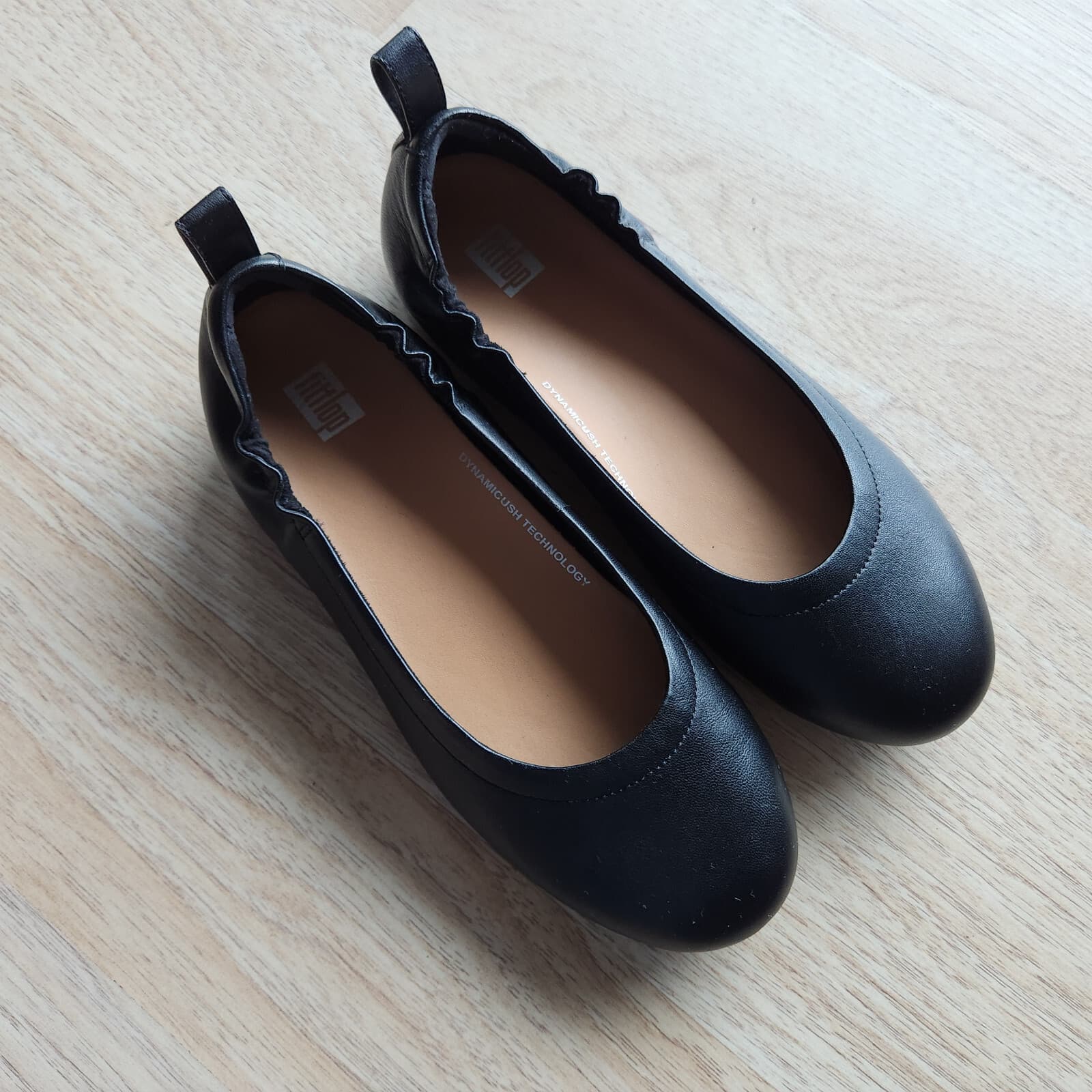 Fitflop Allegro Ballerina Flat Slip-On Cushion Elasticized Black Leather US6.5 - Thumbnail 3
