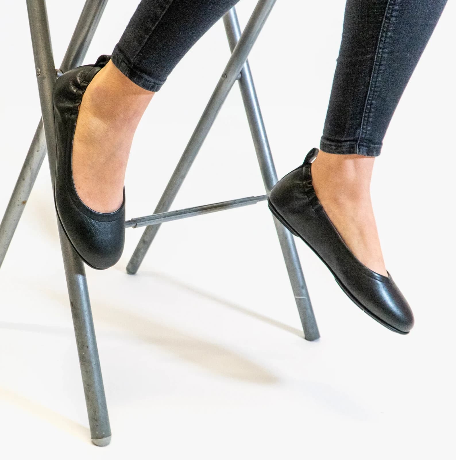 Fitflop Allegro Ballerina Flat Slip-On Cushion Elasticized Black Leather US6.5 - Thumbnail 4