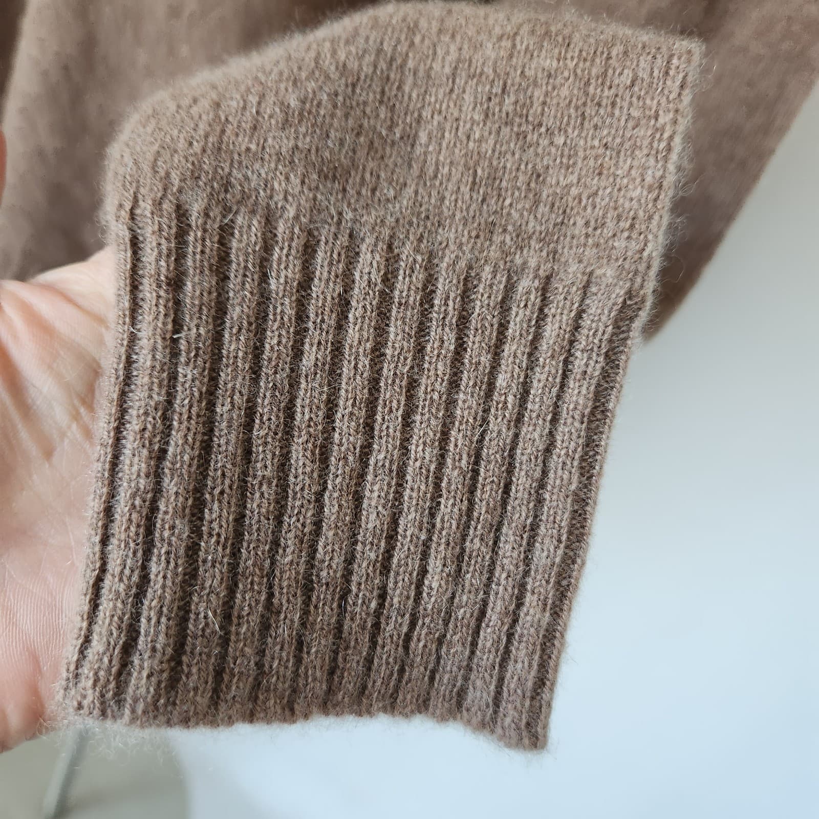NWT M Magaschoni $325 100% Cashmere Turtle Neck Tunic Sweater Mocha Brown Sz.M - Thumbnail 4