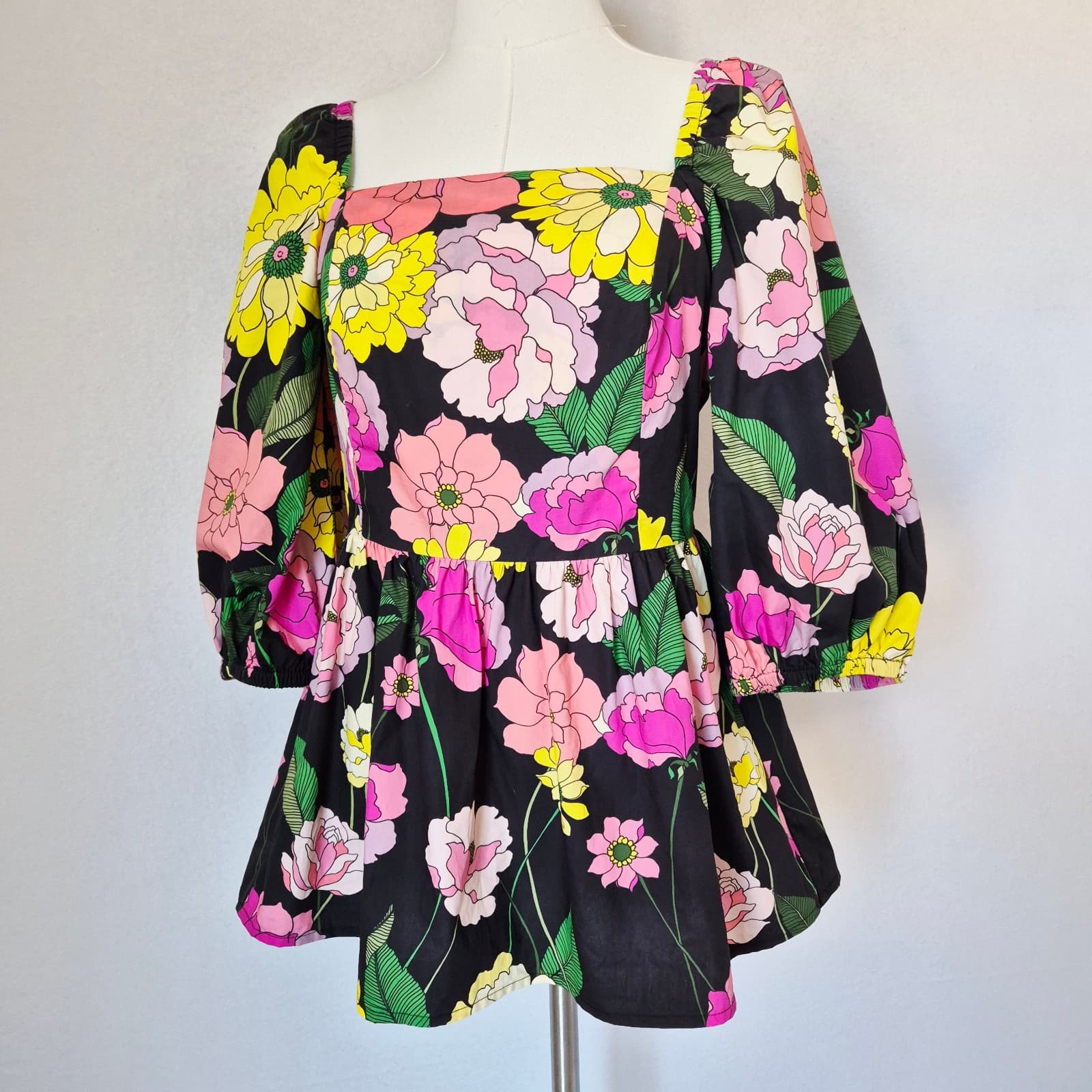 Johnny Was Jade $198 Marisol Floral Square Neck Blouse Smocked Black Cotton Sz.S - Thumbnail 2