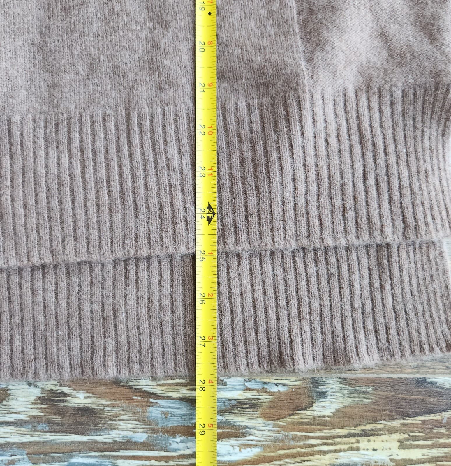 NWT M Magaschoni $325 100% Cashmere Turtle Neck Tunic Sweater Mocha Brown Sz.M - Thumbnail 10