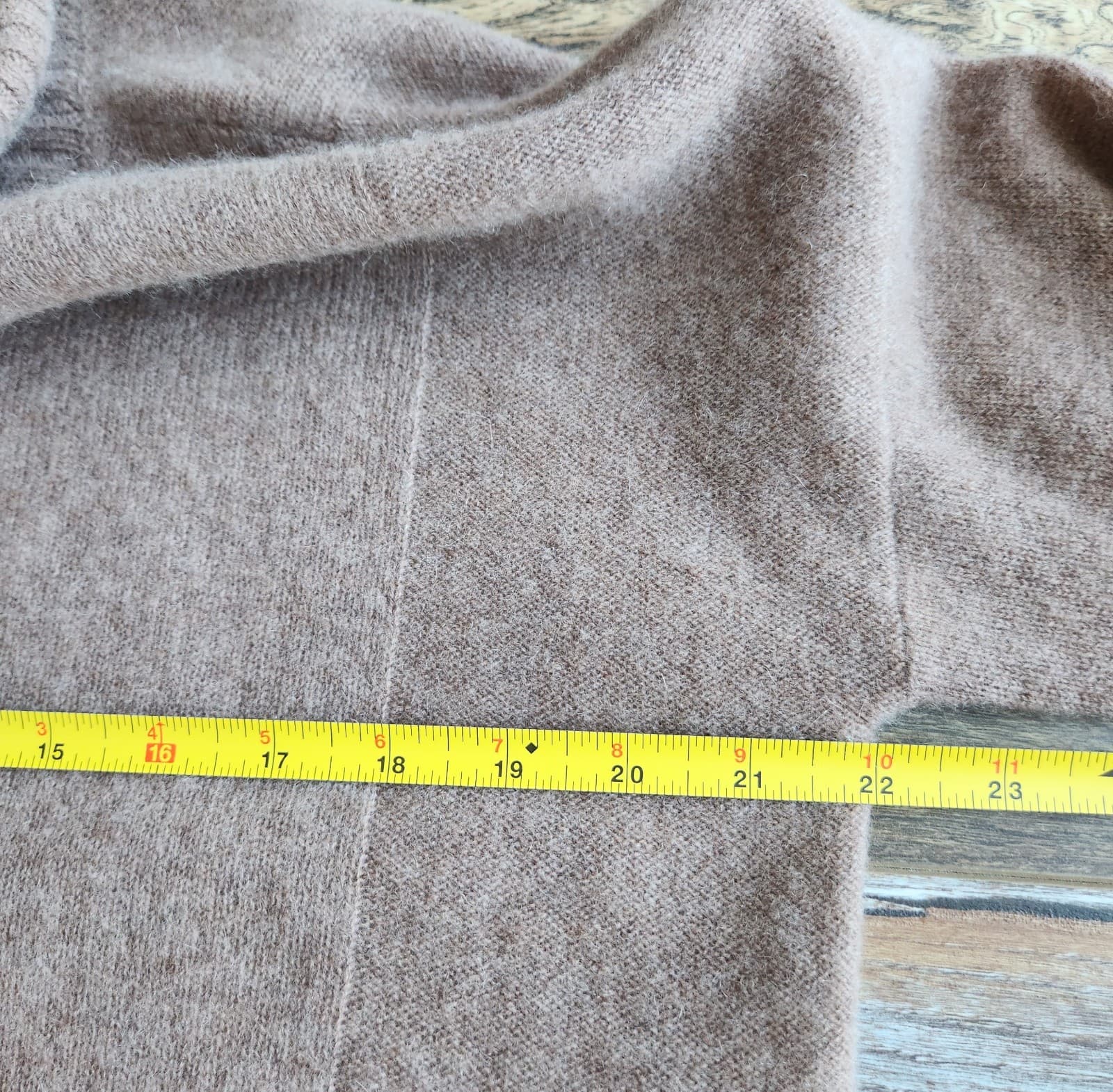 NWT M Magaschoni $325 100% Cashmere Turtle Neck Tunic Sweater Mocha Brown Sz.M - Thumbnail 8